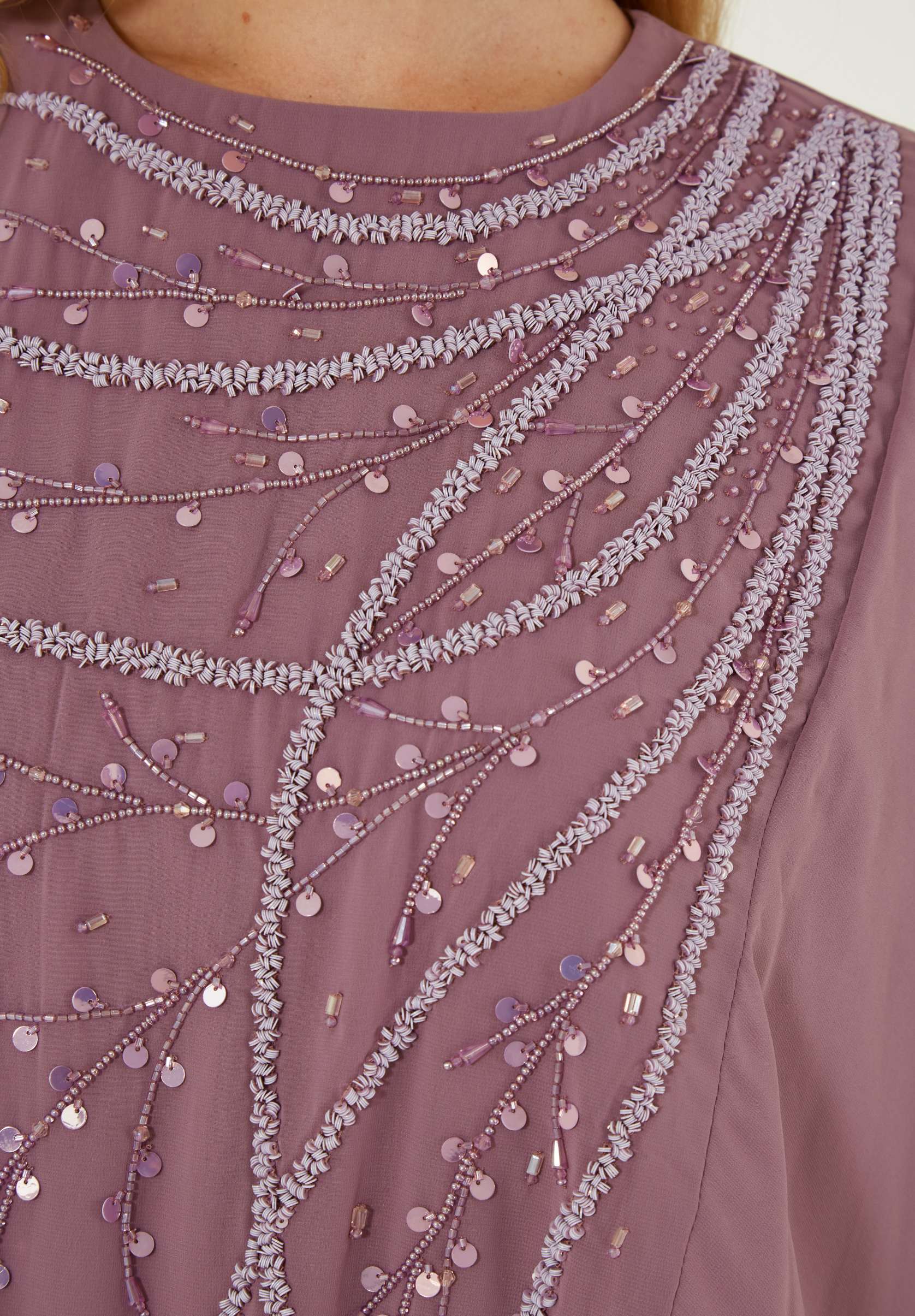 Beautiful Chiffon Draped Dress with Embroidery Details And Long Sleeves