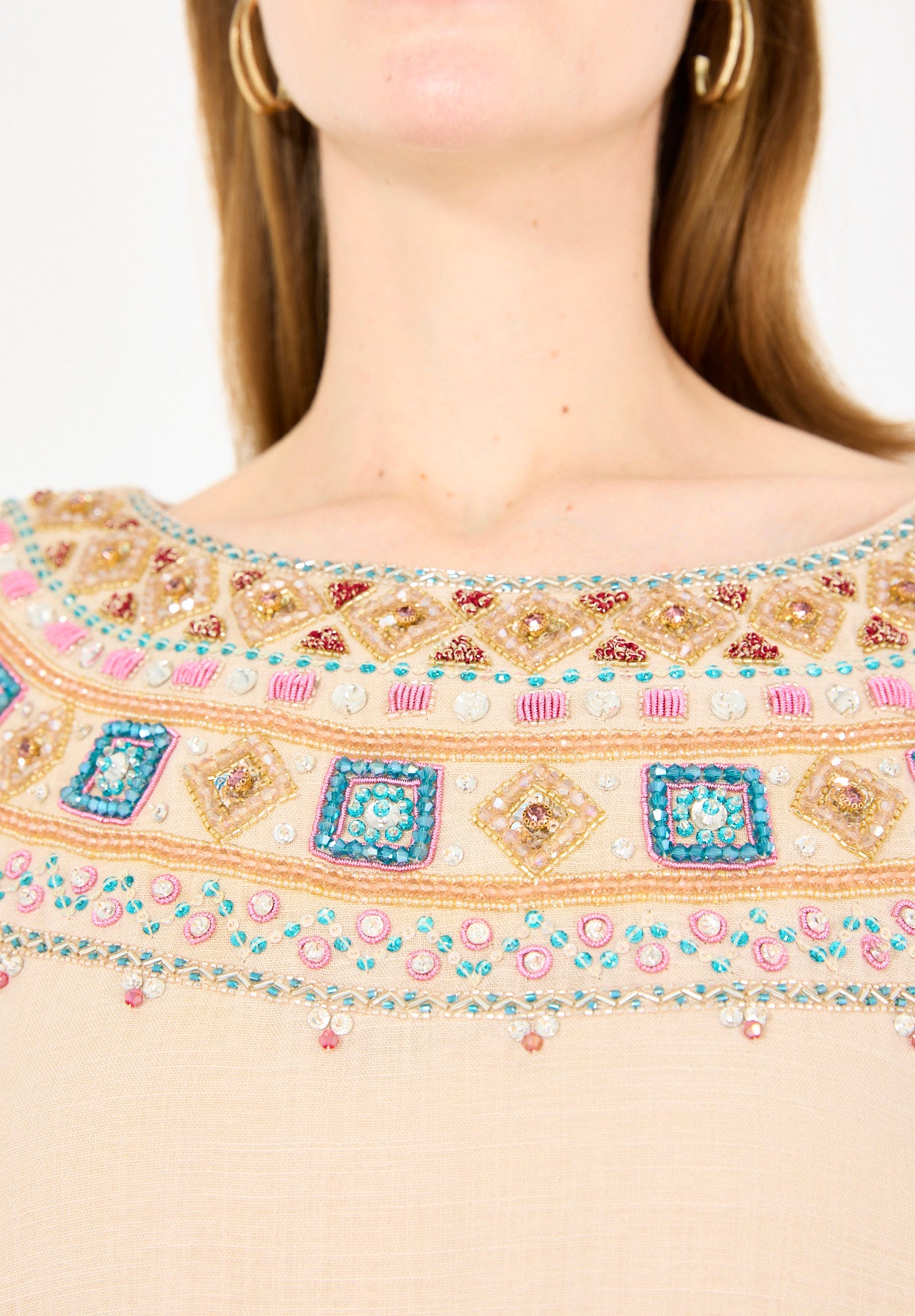 Wide Sleeve Geometric Motif Embroidered Jalabiya