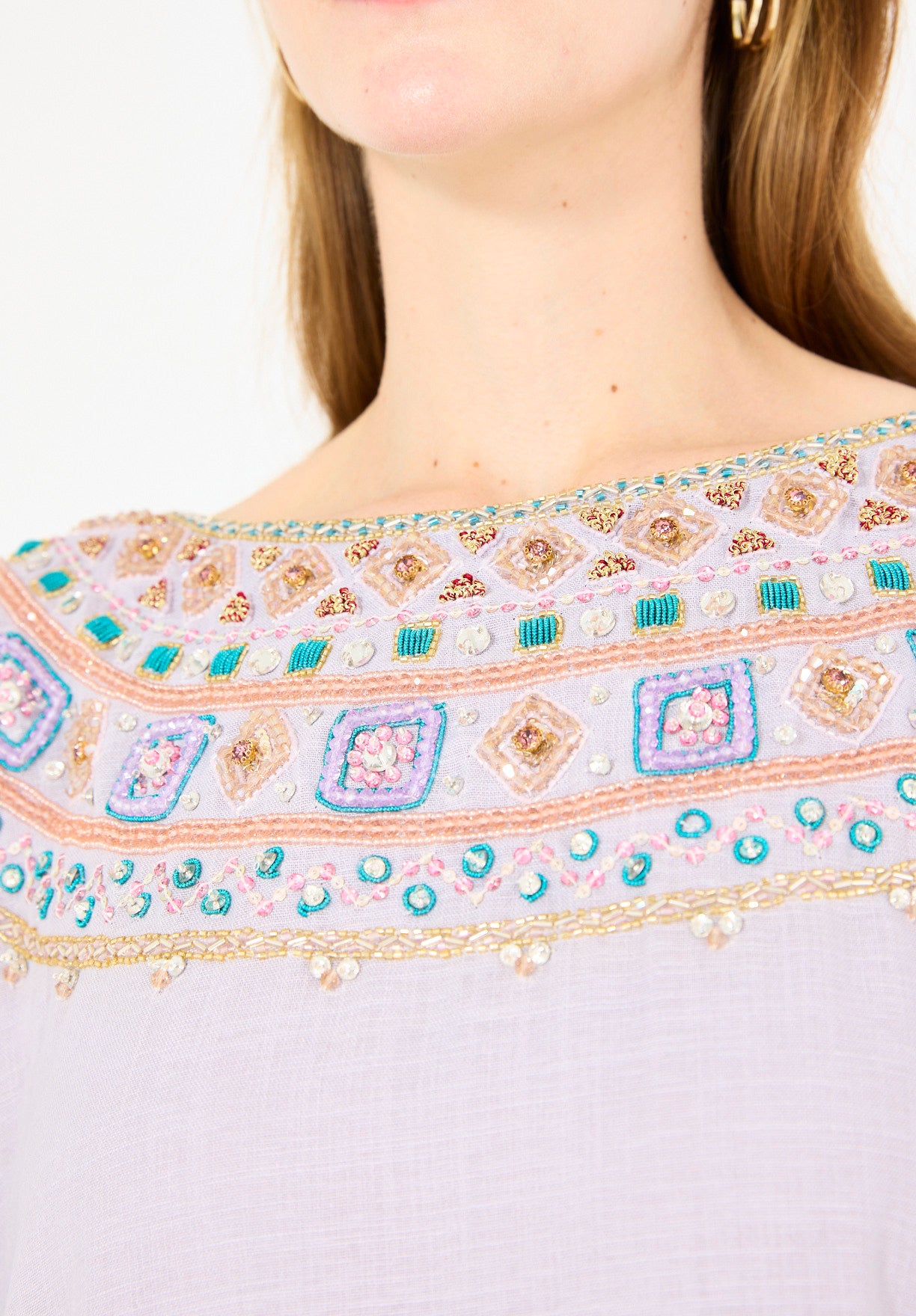 Wide Sleeve Geometric Motif Embroidered Jalabiya