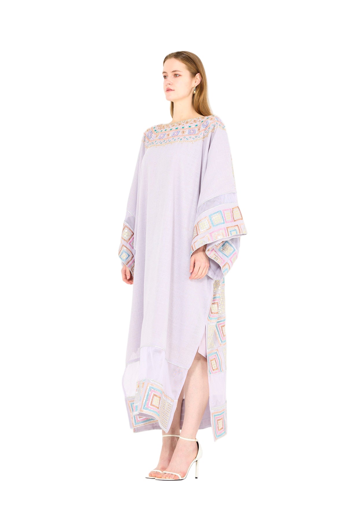 Wide Sleeve Geometric Motif Embroidered Jalabiya