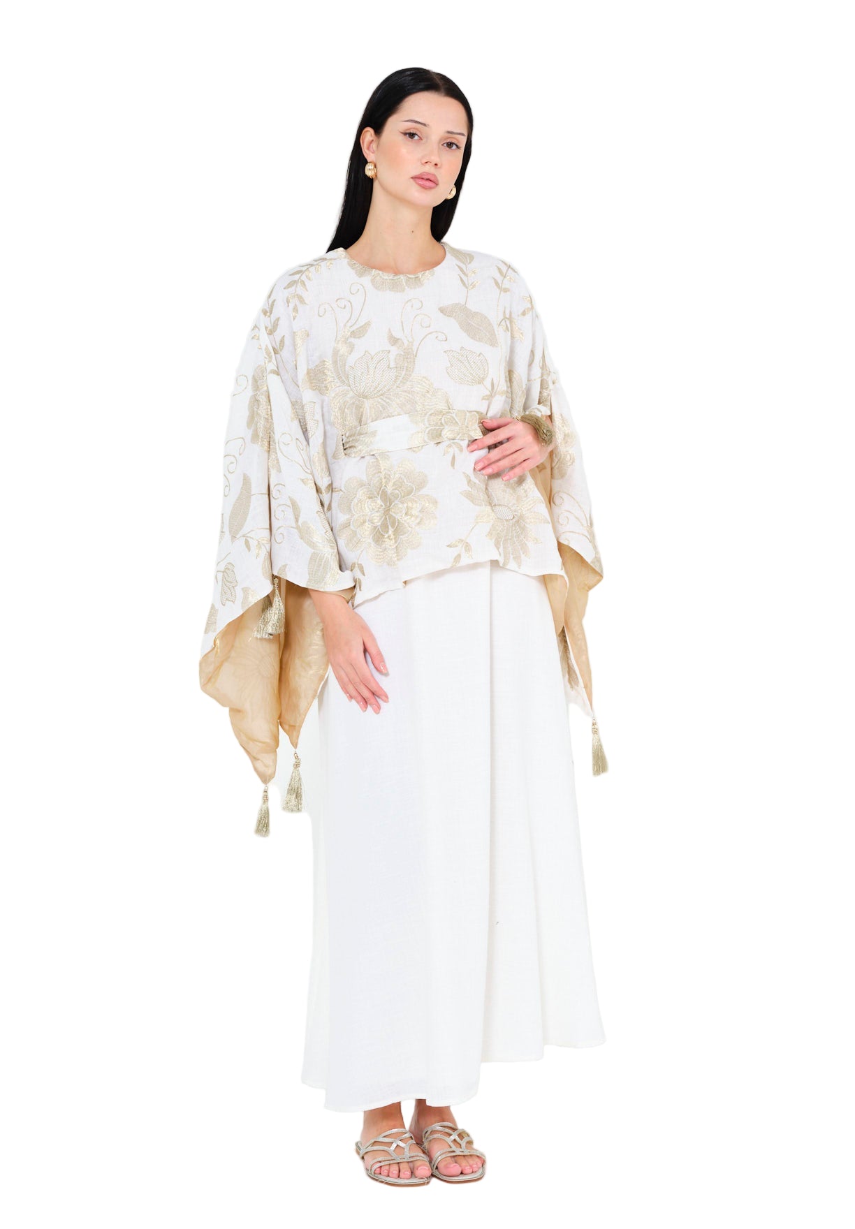 Royal Bloom Embroidered Jalabiya with Tassel Accents