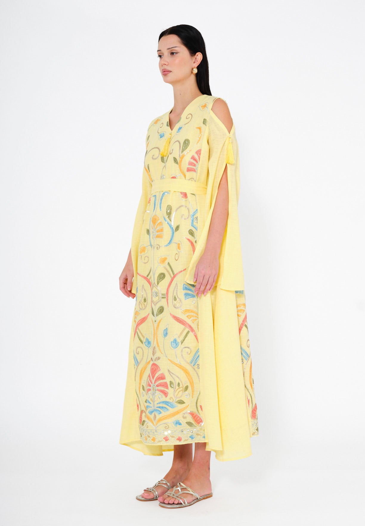 Enchanted Bloom Embroidered Cape Jalabiya