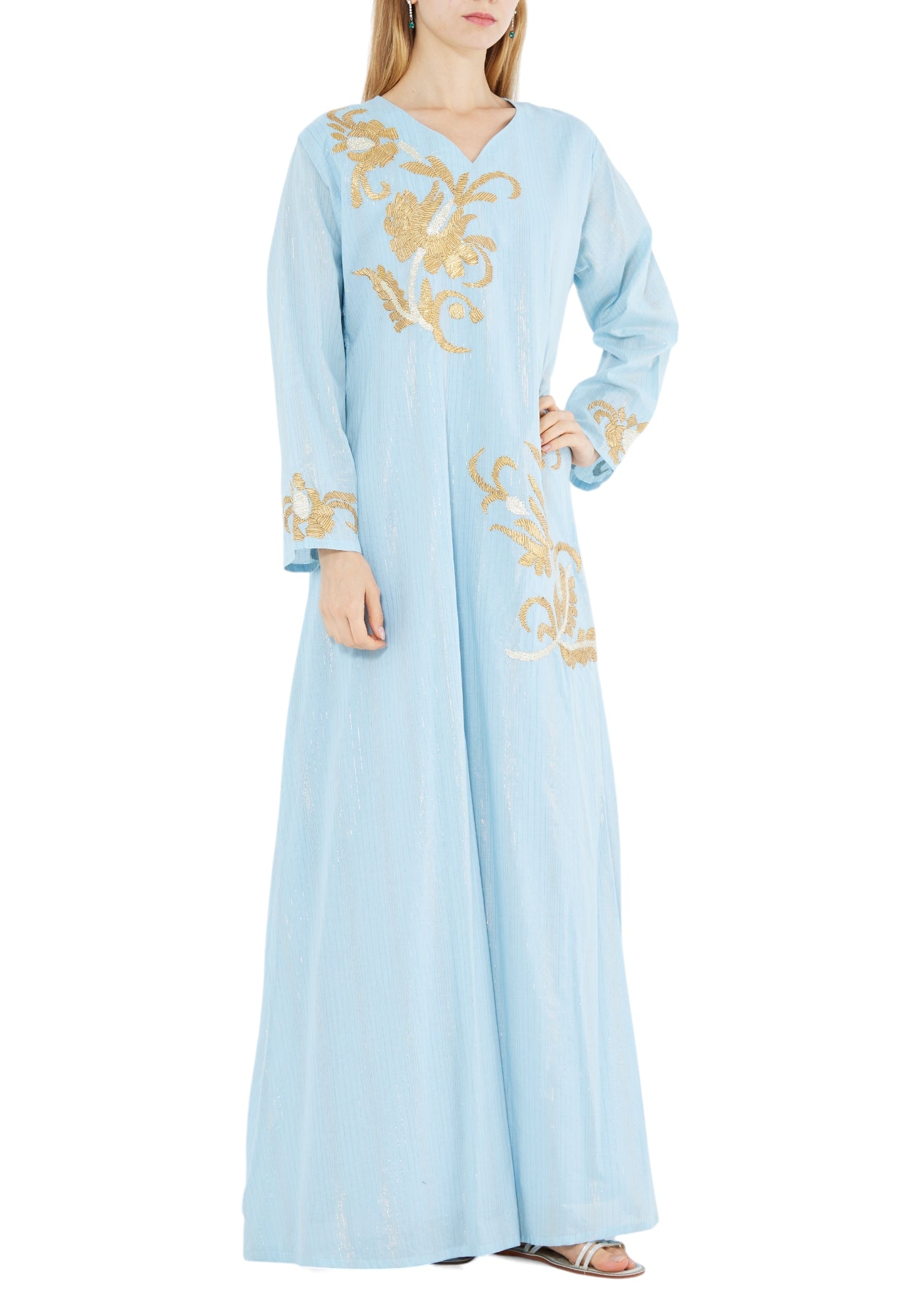 Stunning Embroidered Long Dress With V-Neckline And Long Sleeves