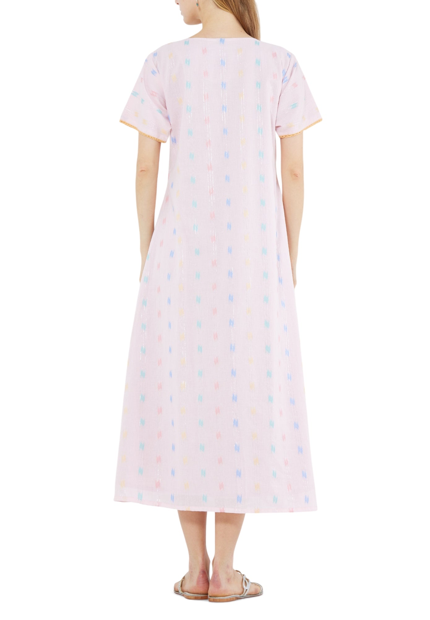 Stunning Embroidered Midi Dress With Round Neckline With Short Sleeves