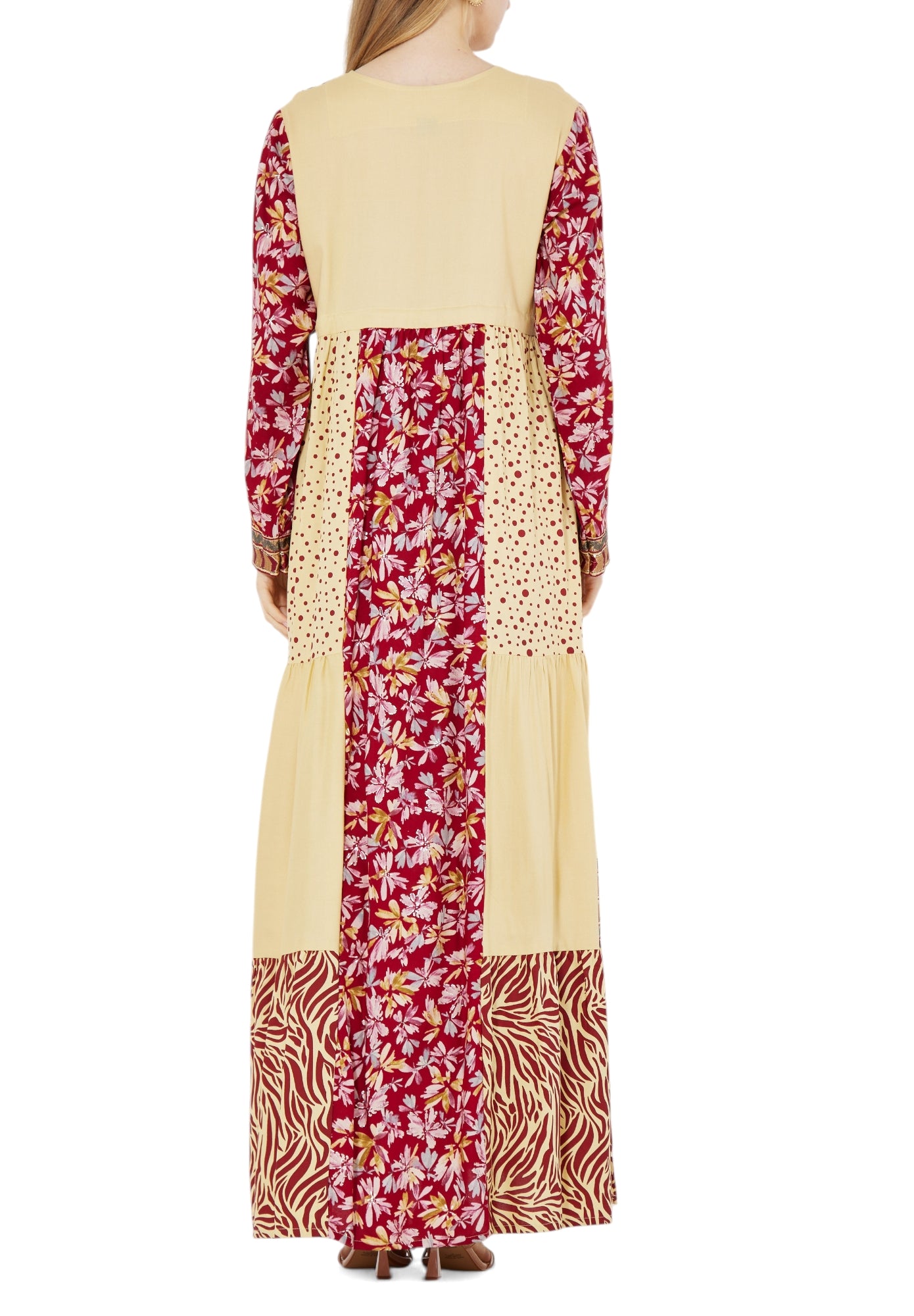 Printed Long Dress With Round Neckline And Long Sleeves