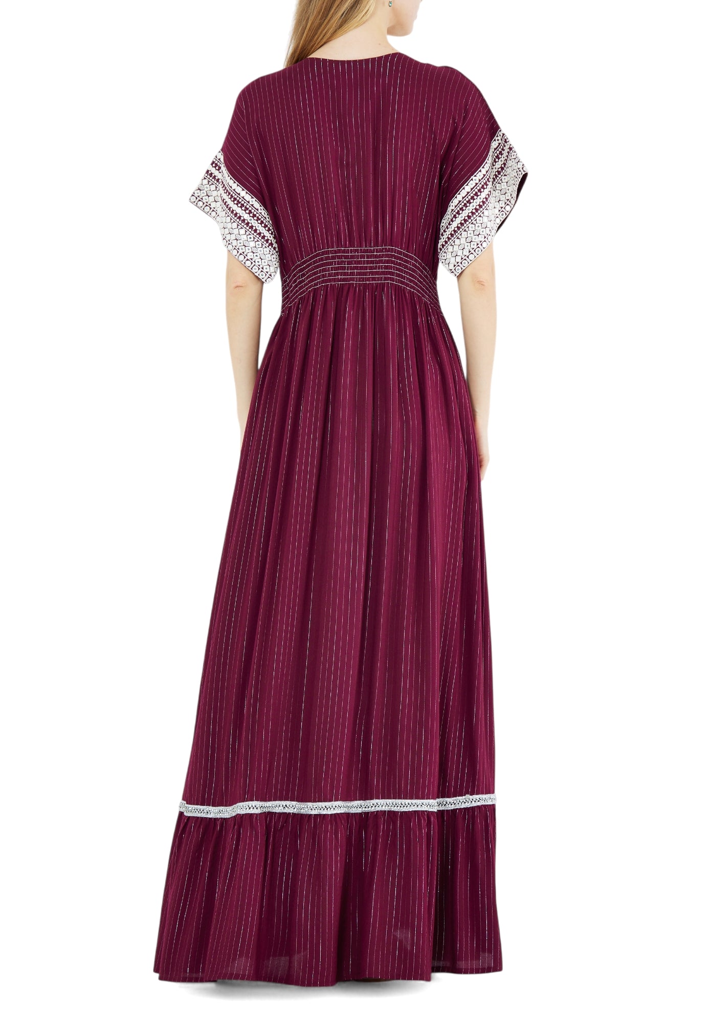 Stunning Chiffon Long Dress With V-Neckline And Half Sleeves