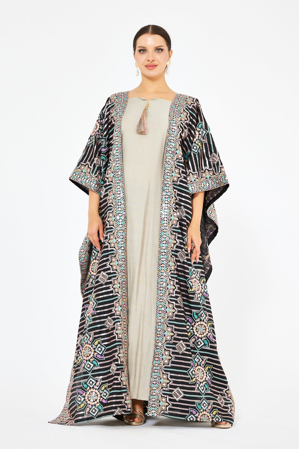 Embroidered Two-Piece Jalabiya Set with Lace-Up Back Detail
