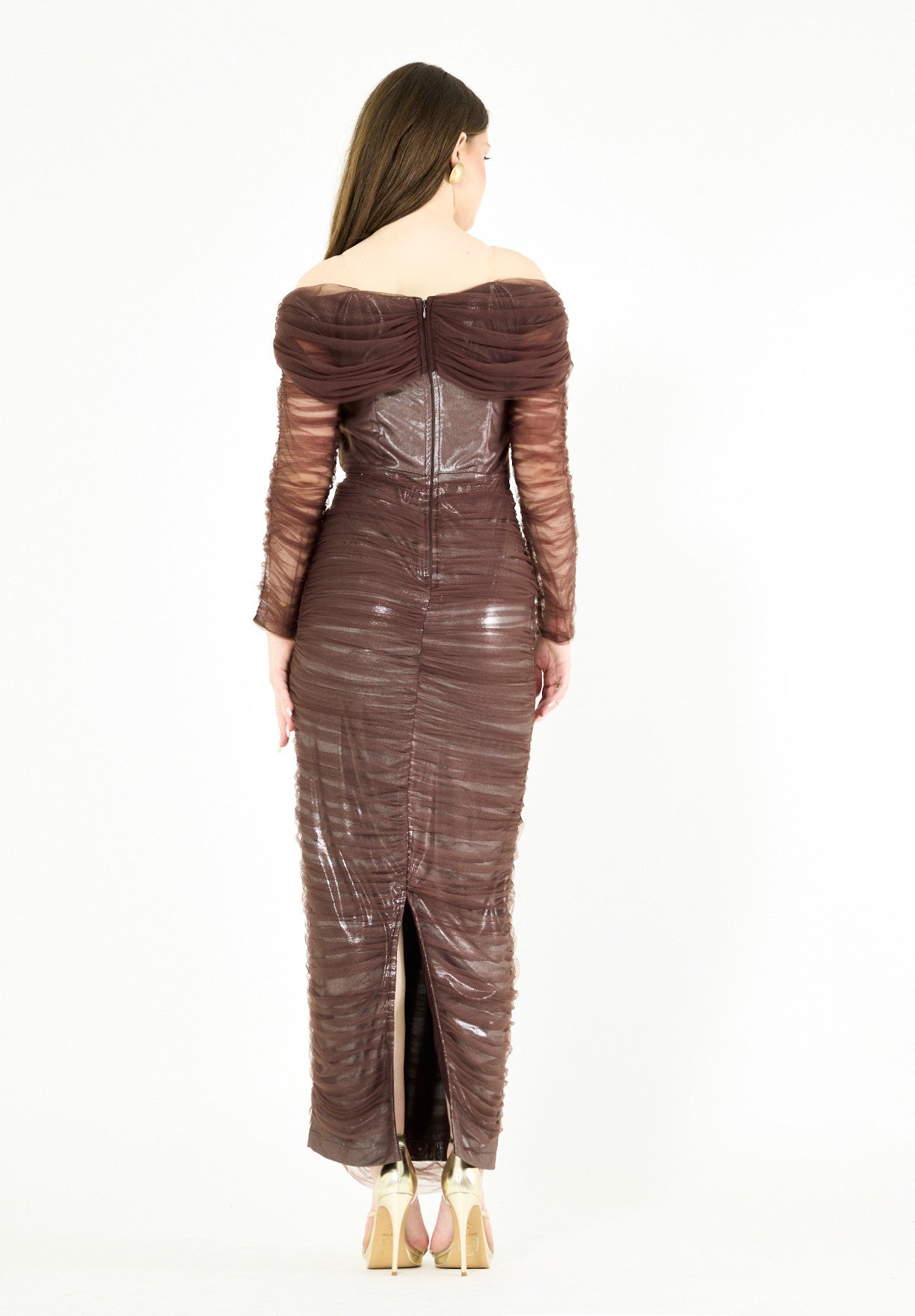 Elegant Off-Shoulder Ruched Tulle Bodycon Gown