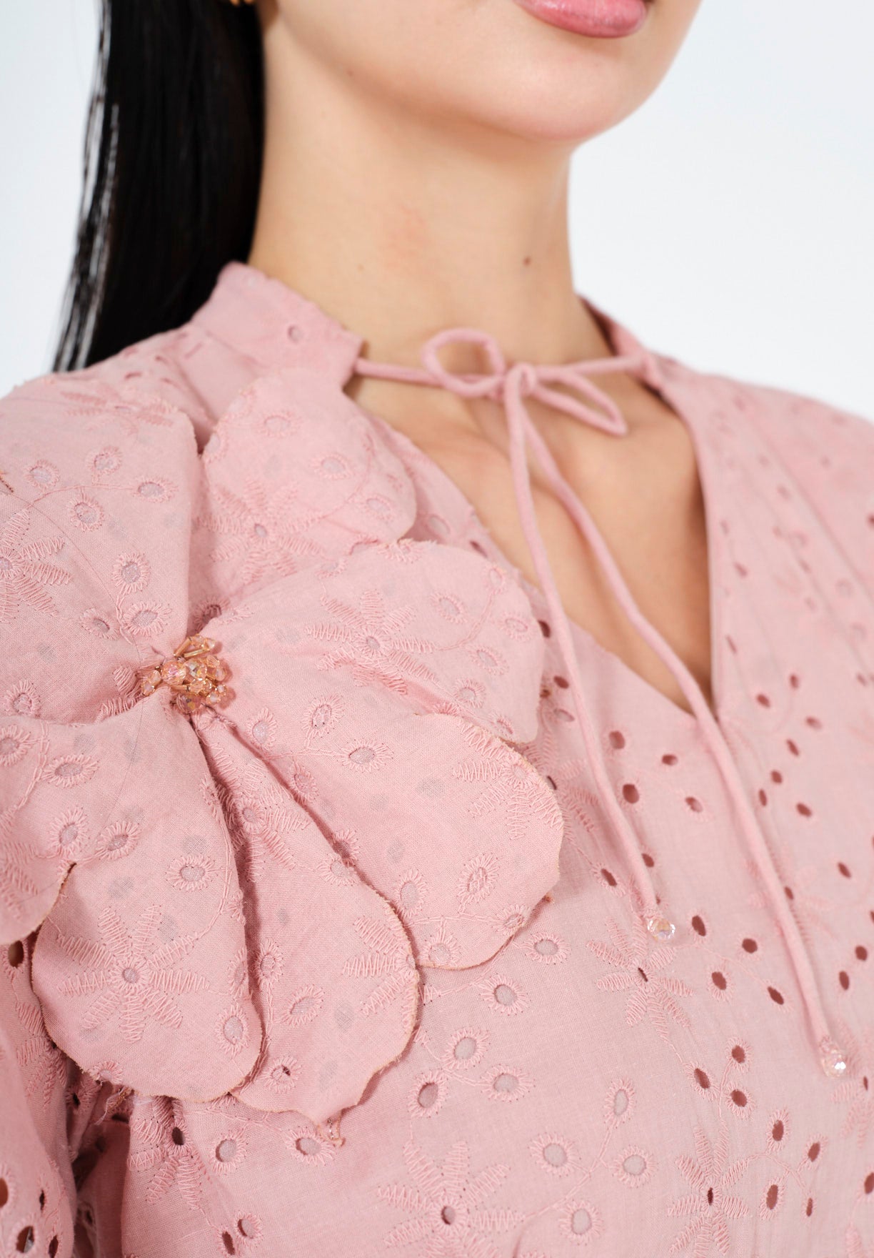 Blush Elegance Eyelet Jalabiya