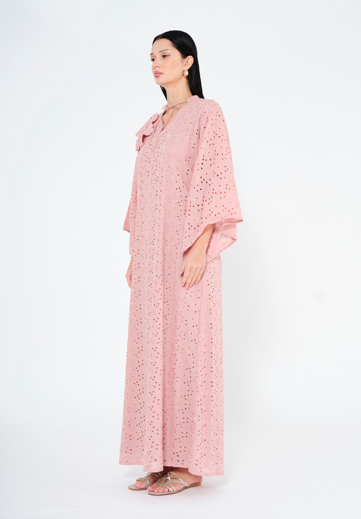 Blush Elegance Eyelet Jalabiya