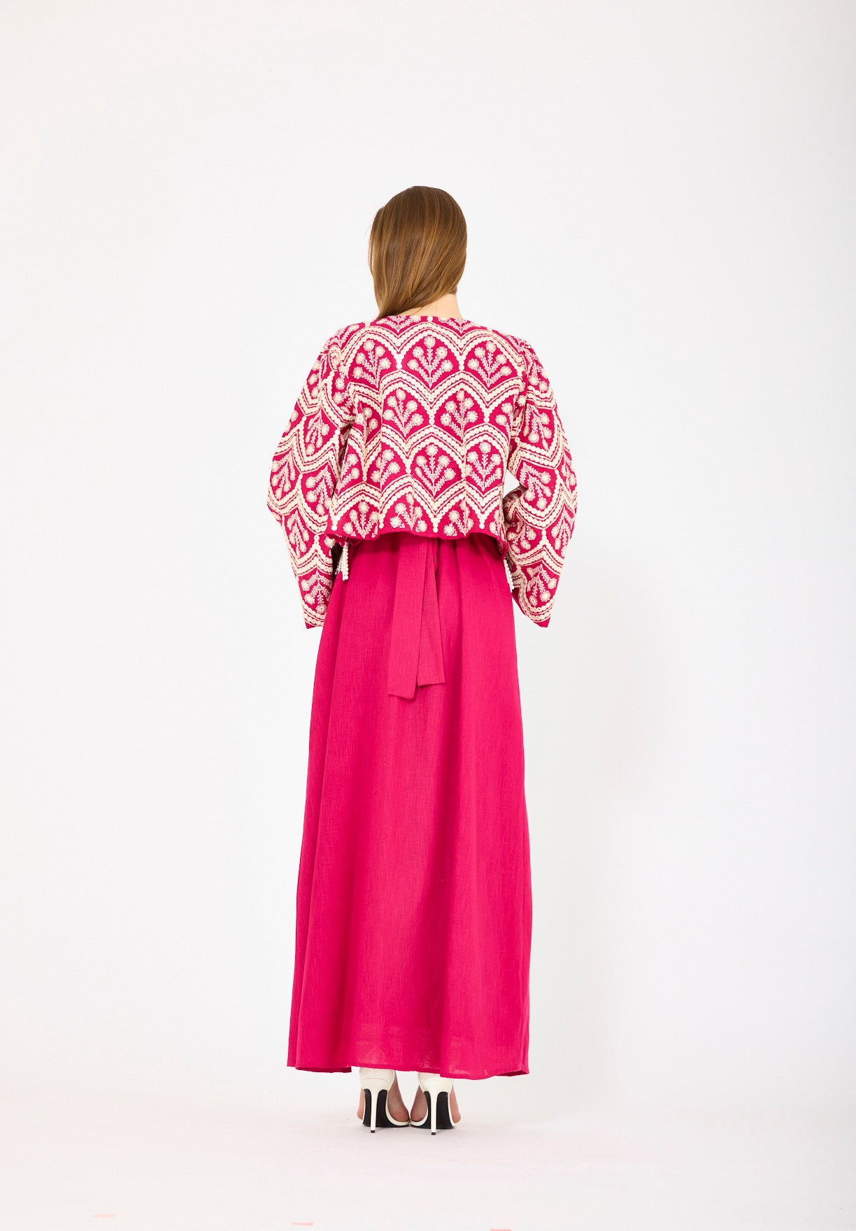 Cropped Fringe Embroidered Linen Jacket Set
