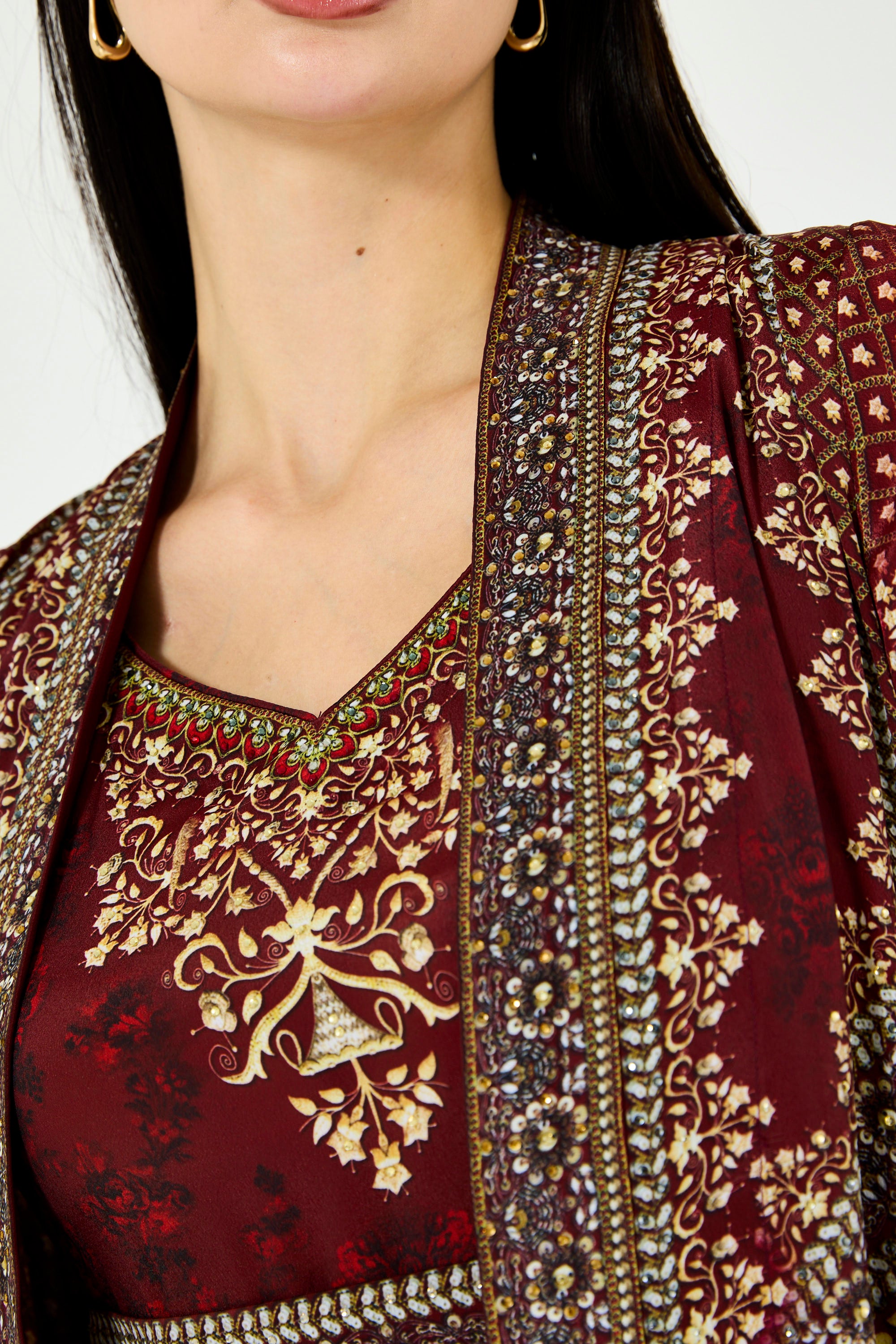 Intricate Floral Print V-Neck Bisht & Dress Set