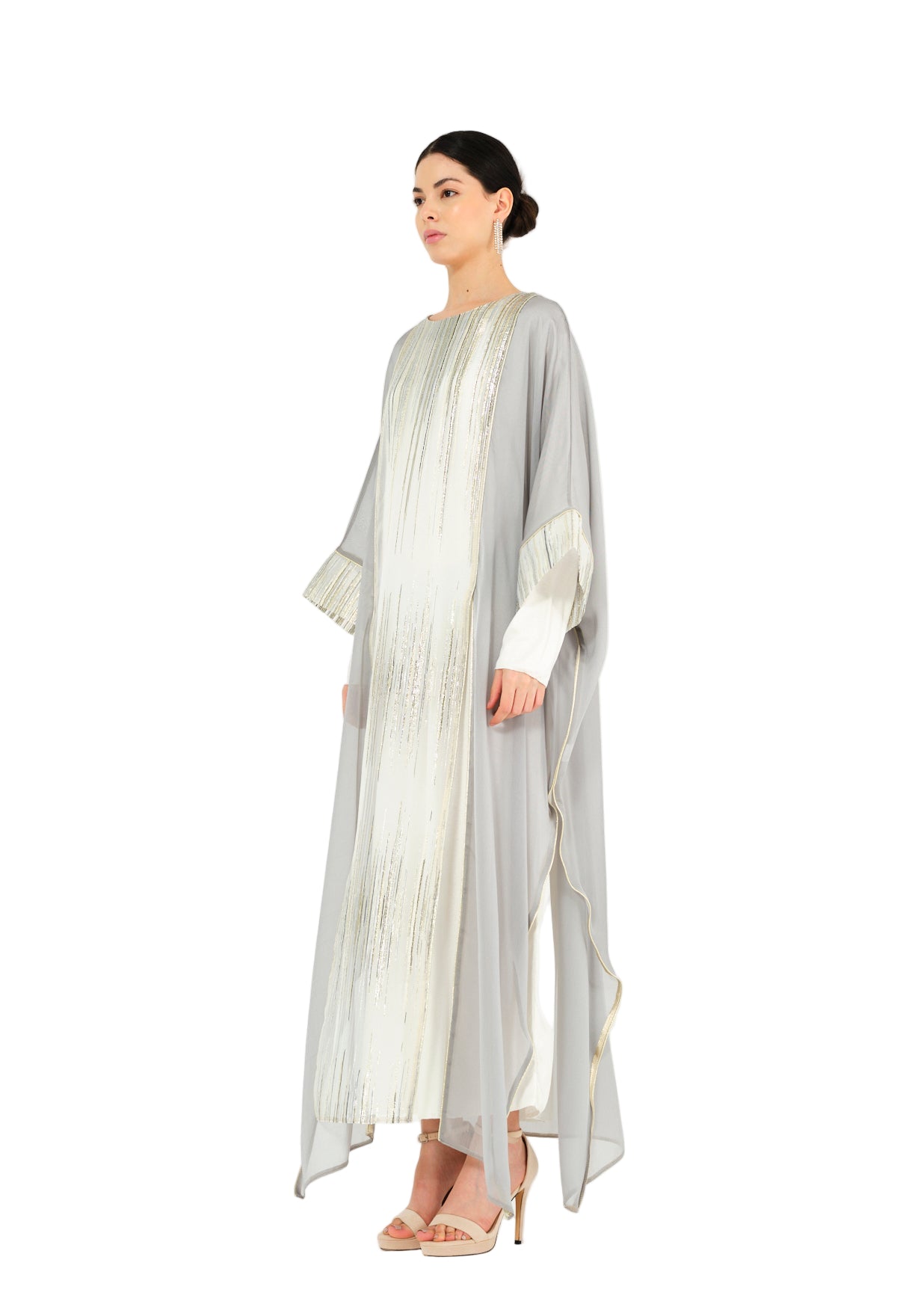Beautiful Chiffon Jalabiya With Round Neckline And Kimono Sleeves