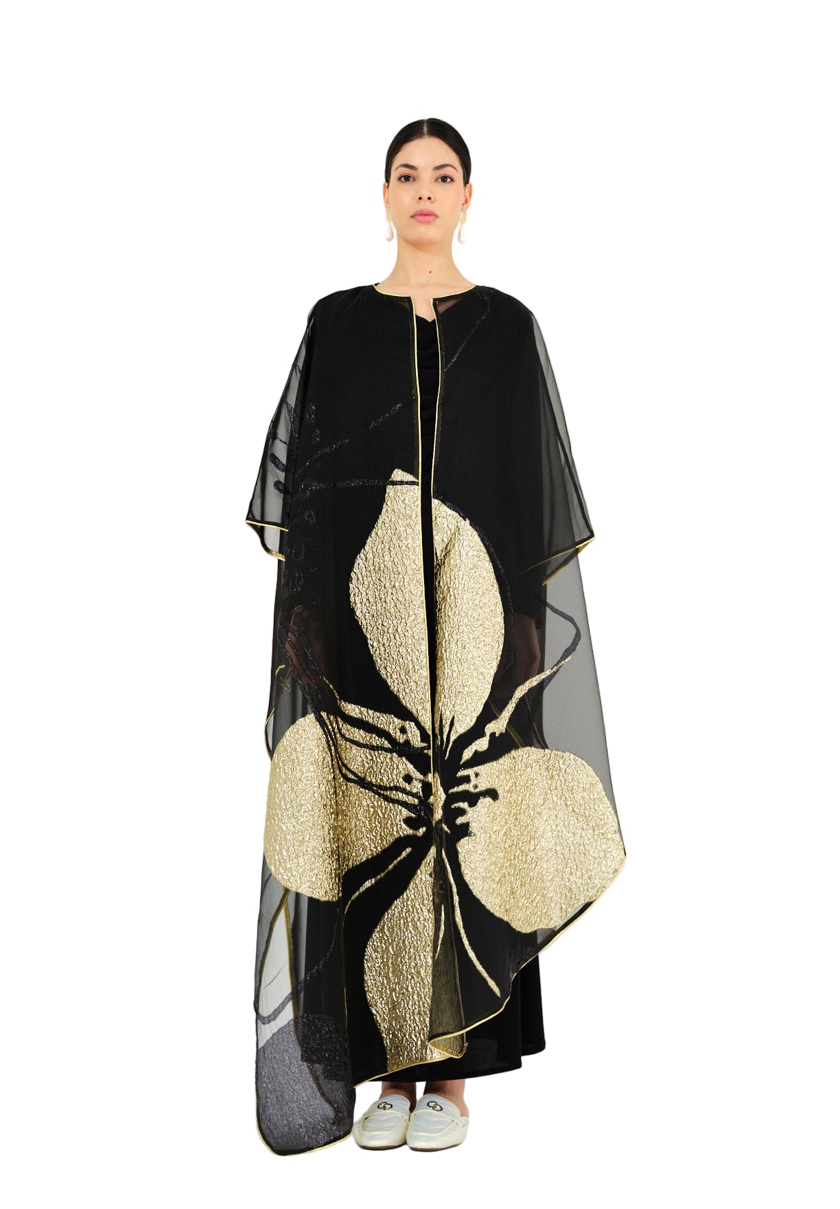 Beautiful Metallic Shaded Jalabiya With Round Neckline With Half Sleeves