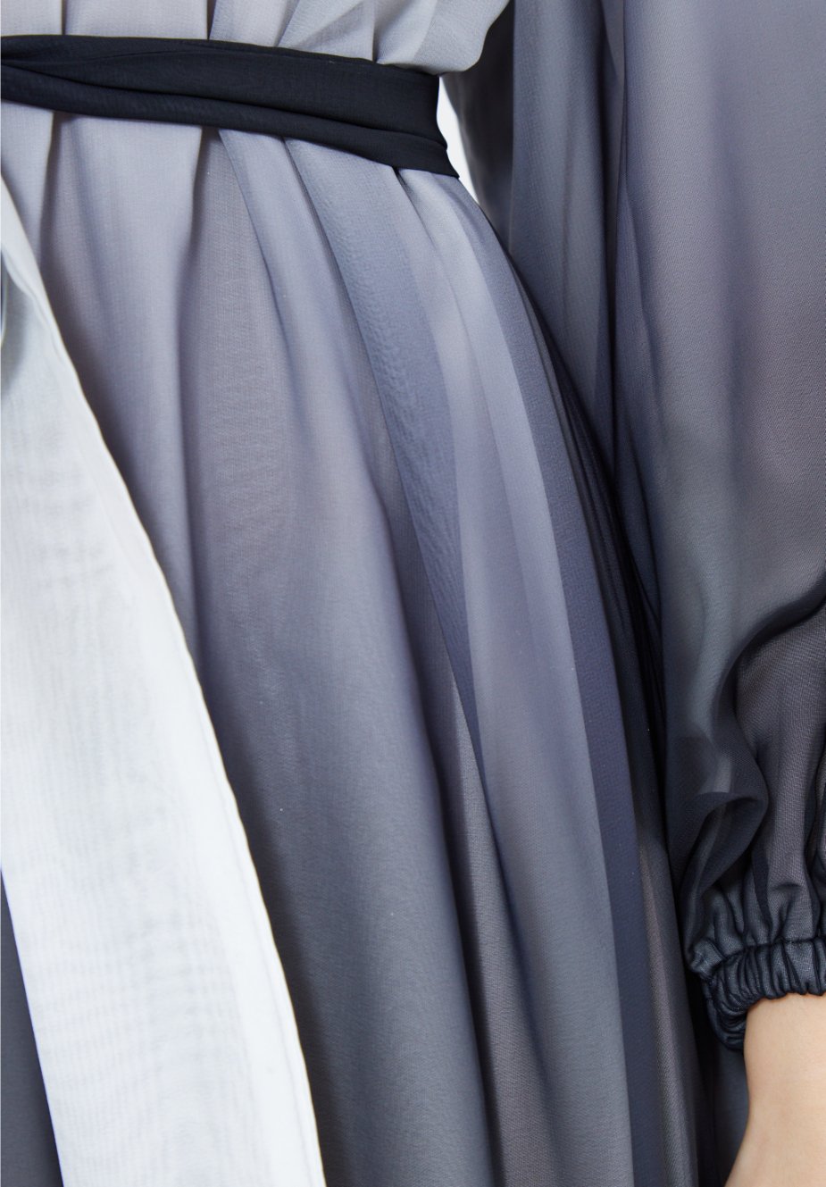 Double Shaded Printed Chiffon Jalabiya With Round Neckline And Long Puff Sleeves