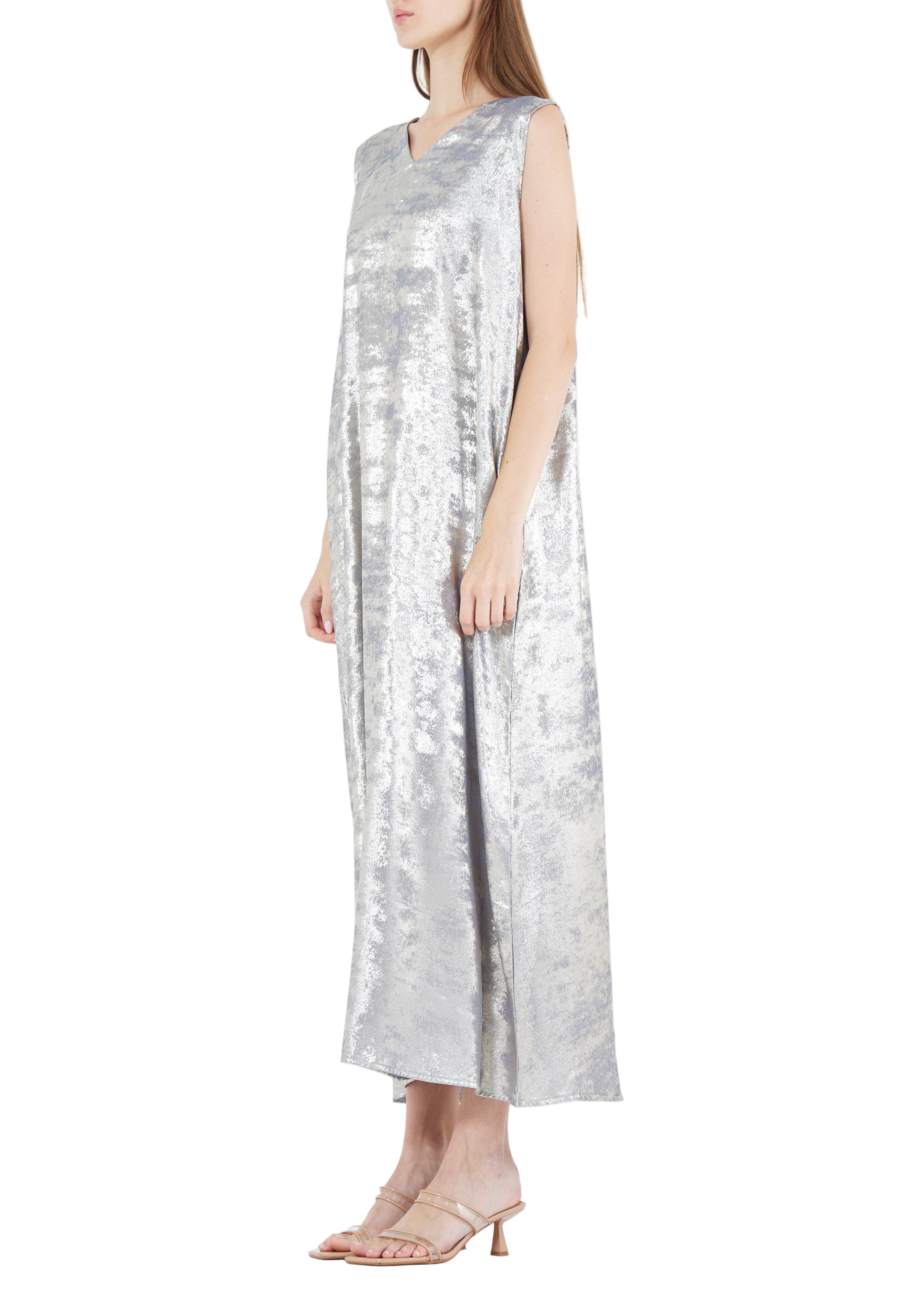 Beautiful Metallic Shaded Loose Fitted Sleeveless Long Dress
