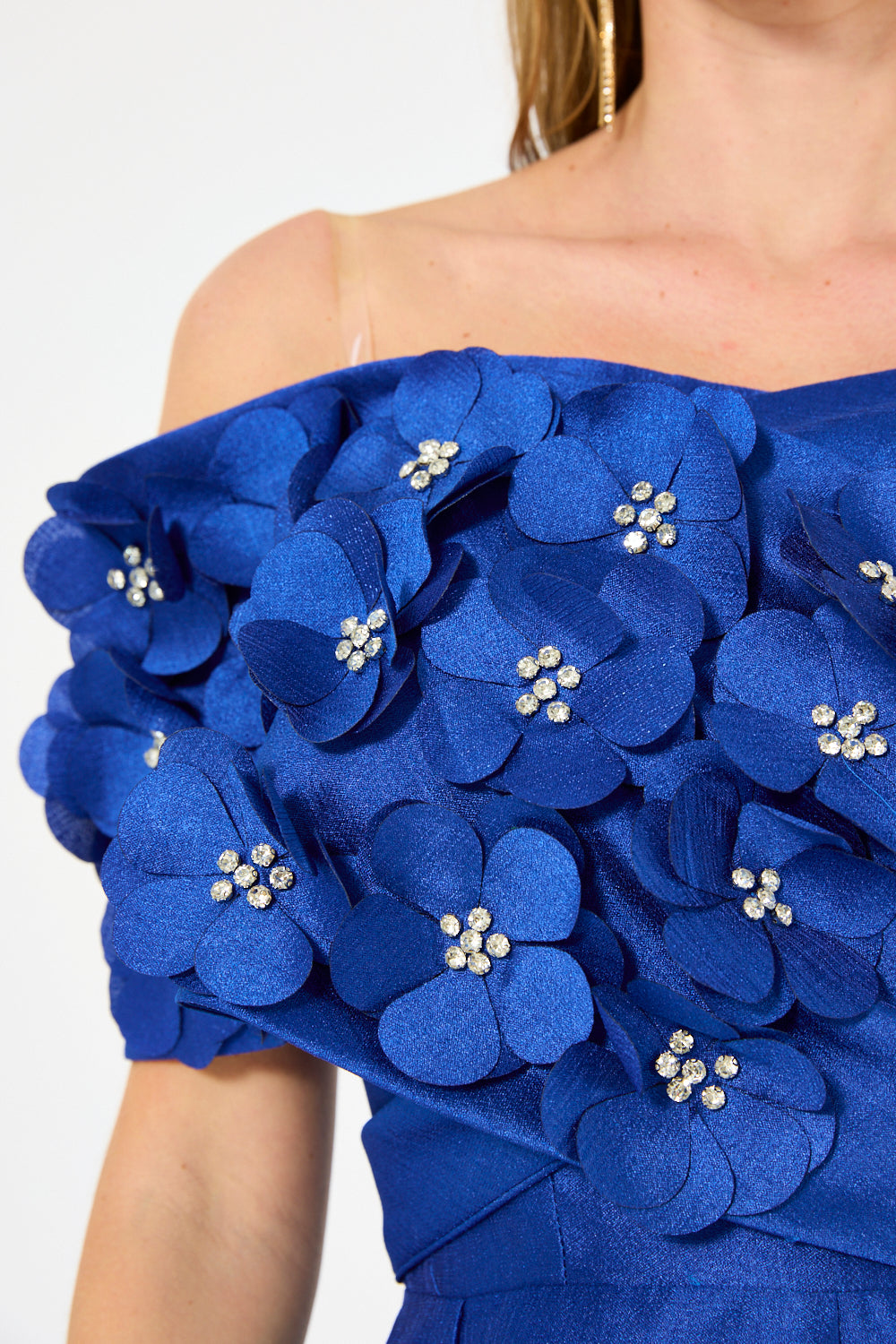 3D Shoulder Bloom Structured Midi Dress