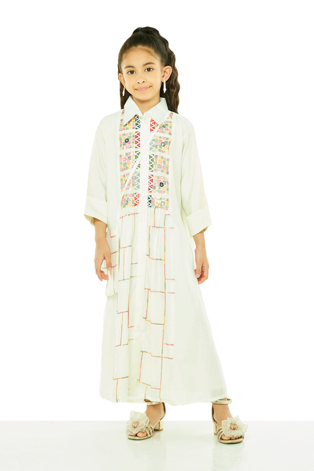 Geometric Panel Embroidered Collared Jalabiya