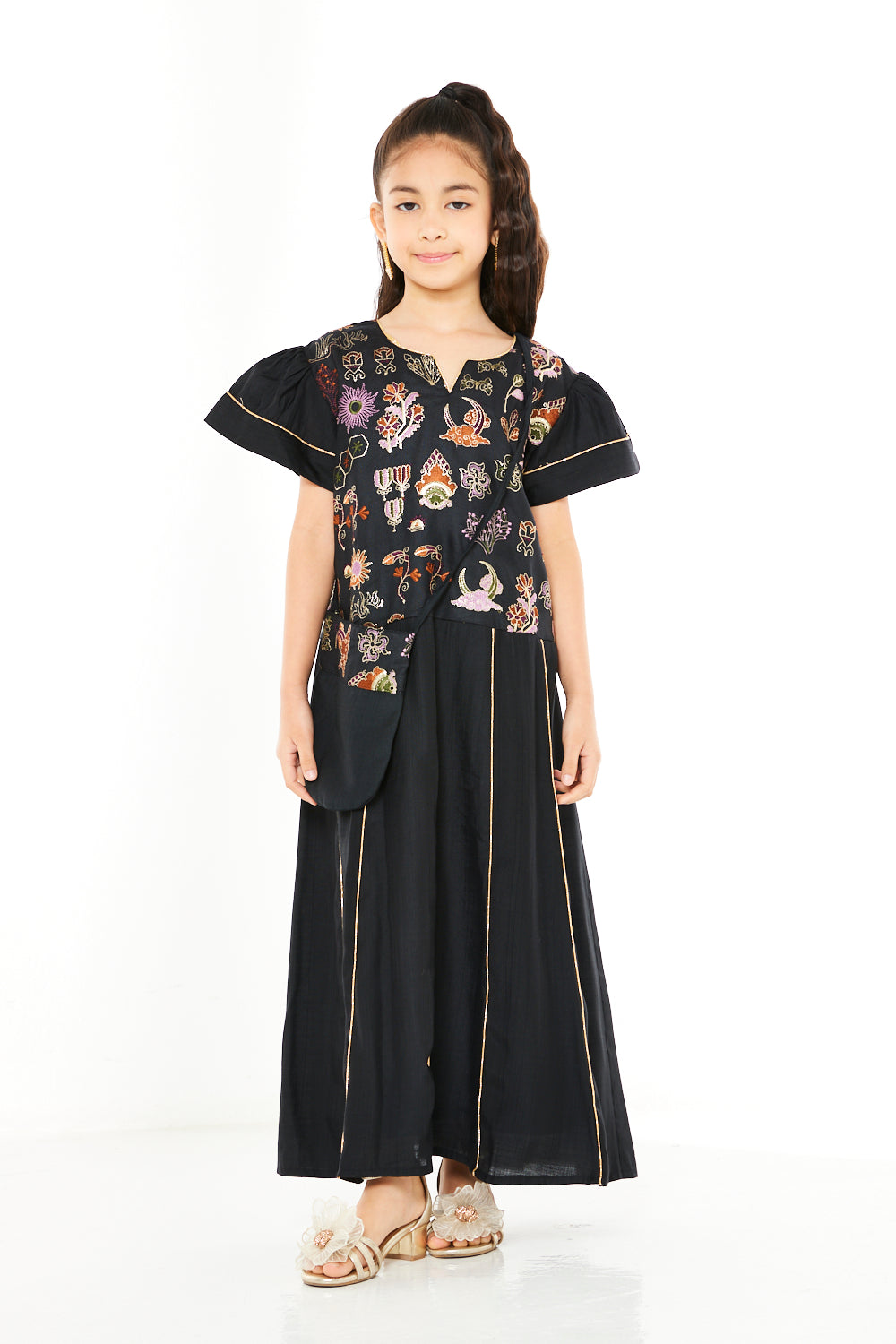 Folk Floral Embroidered Jalabiya with Crossbody Bag