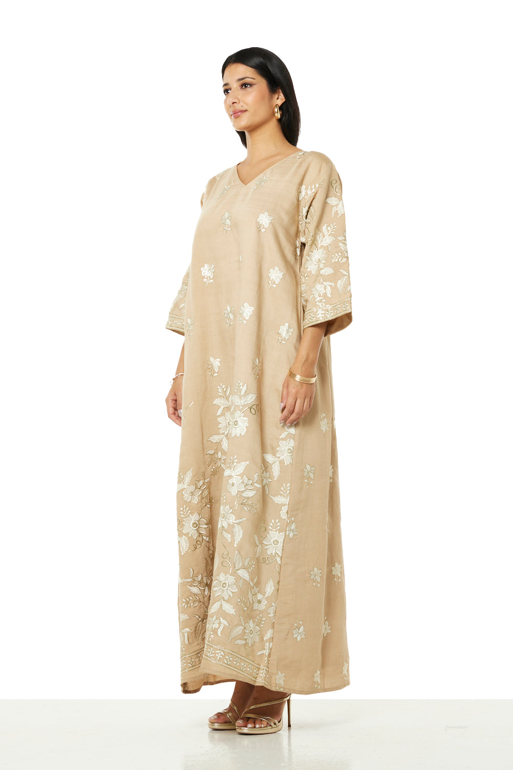 Sand Blossom Embroidered Jalabiya