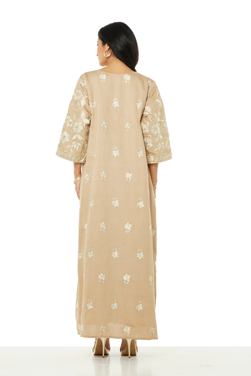 Sand Blossom Embroidered Jalabiya