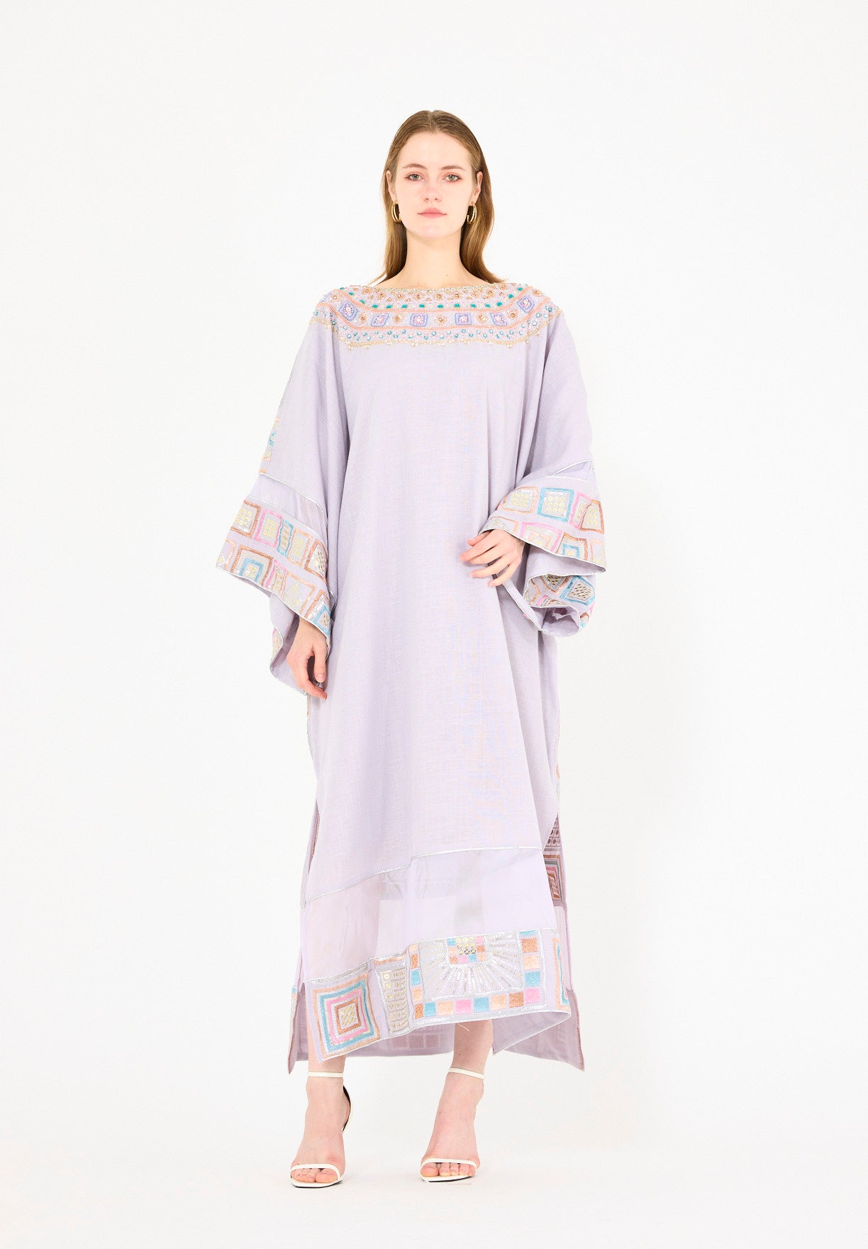 Wide Sleeve Geometric Motif Embroidered Jalabiya