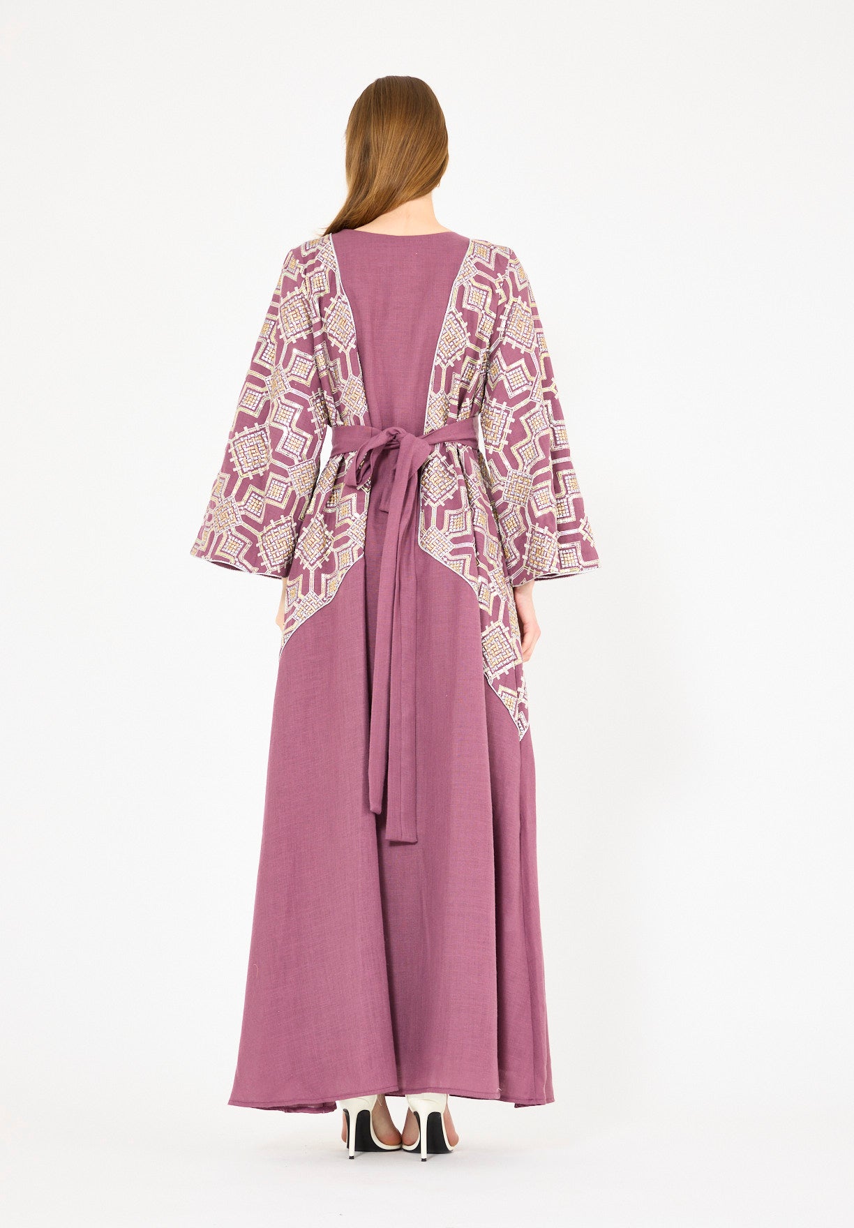 Wide Sleeve Contrast Embellished Jalabiya