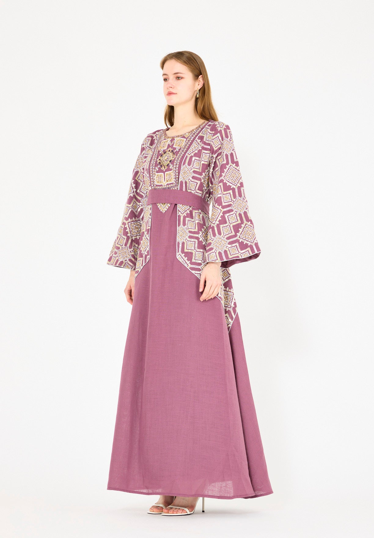 Wide Sleeve Contrast Embellished Jalabiya