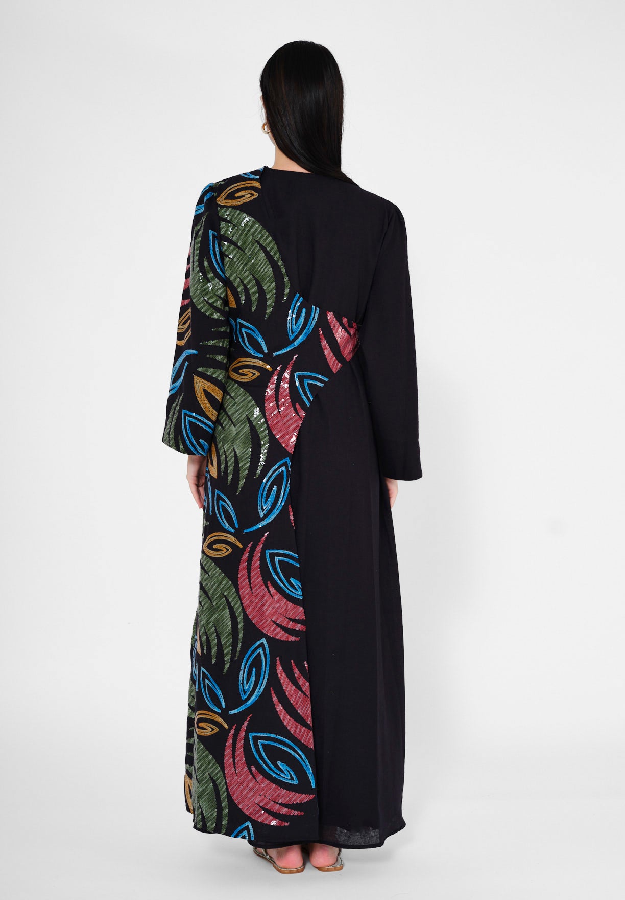 Modern Elegance Embroidered Jalabiya