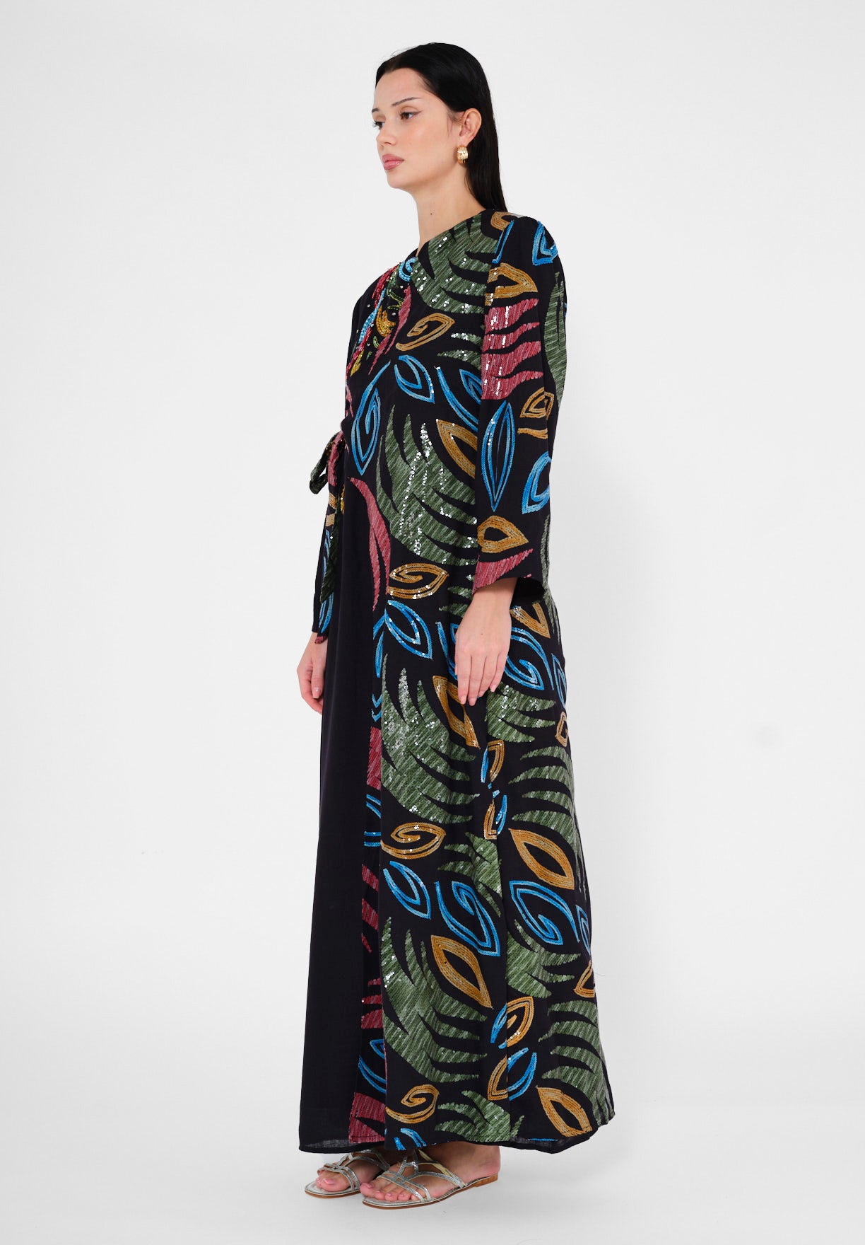 Modern Elegance Embroidered Jalabiya