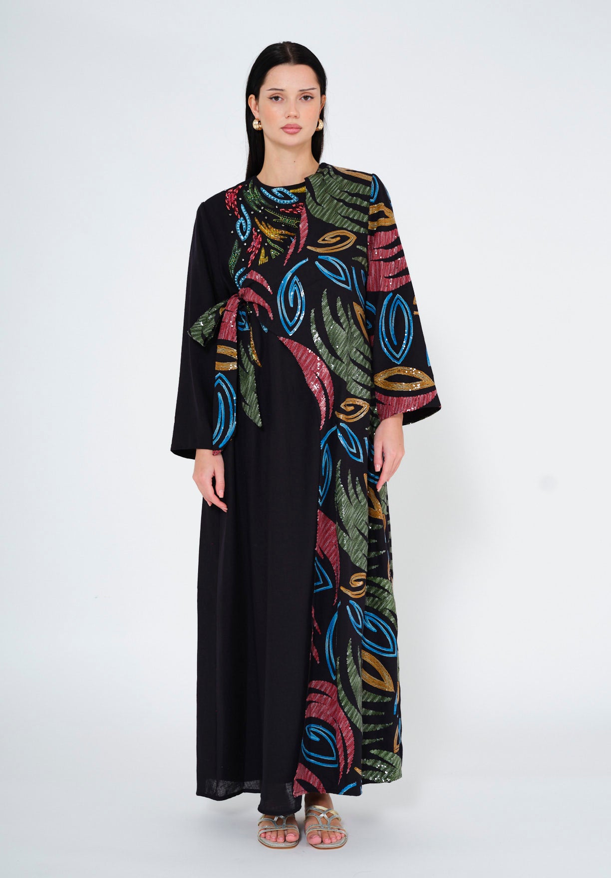 Modern Elegance Embroidered Jalabiya