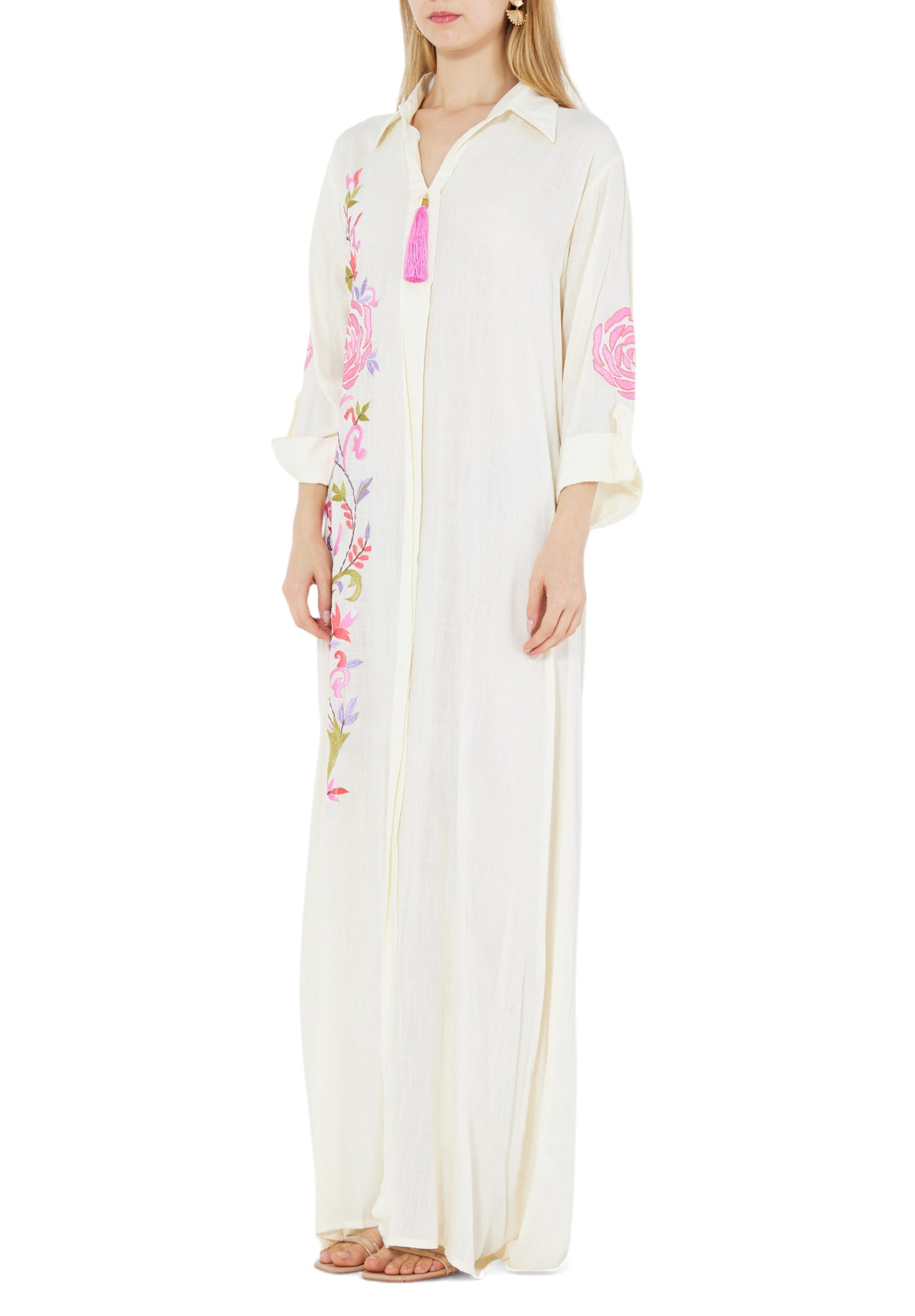 Beautiful Embroidered Long Dress With Collared Neckline And Long Sleeves