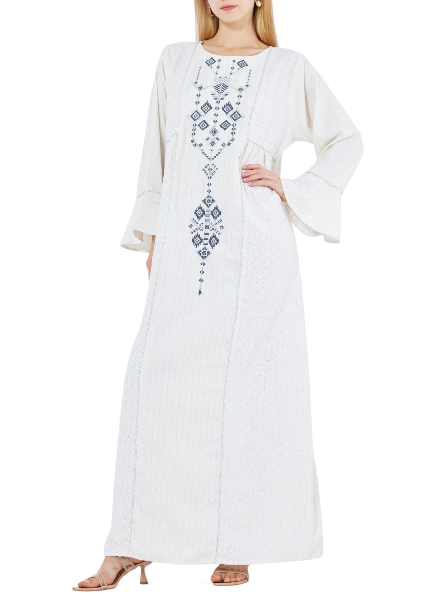 Stunning Embroidered Long Dress With Round Neckline And Long Sleeves