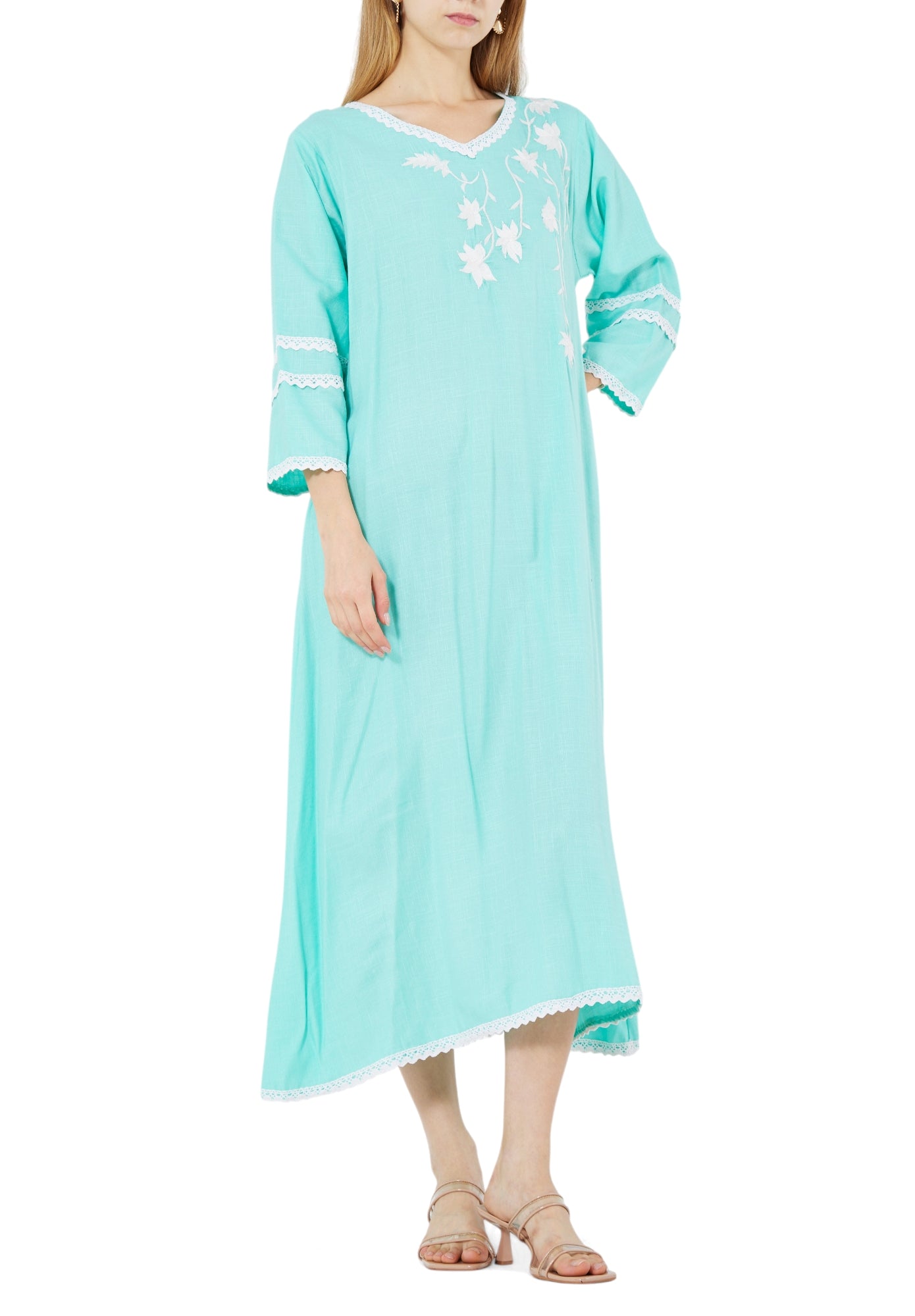 Beautiful Printed Midi Dress With V-Neckline And Flared Sleeves