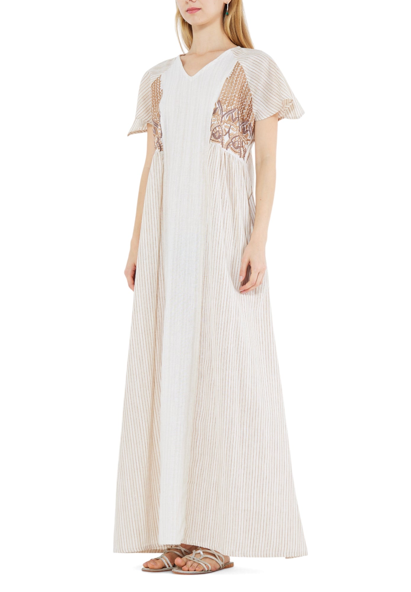 Stunning Symmetrical Long Dress With V-Neckline And Short Sleeves