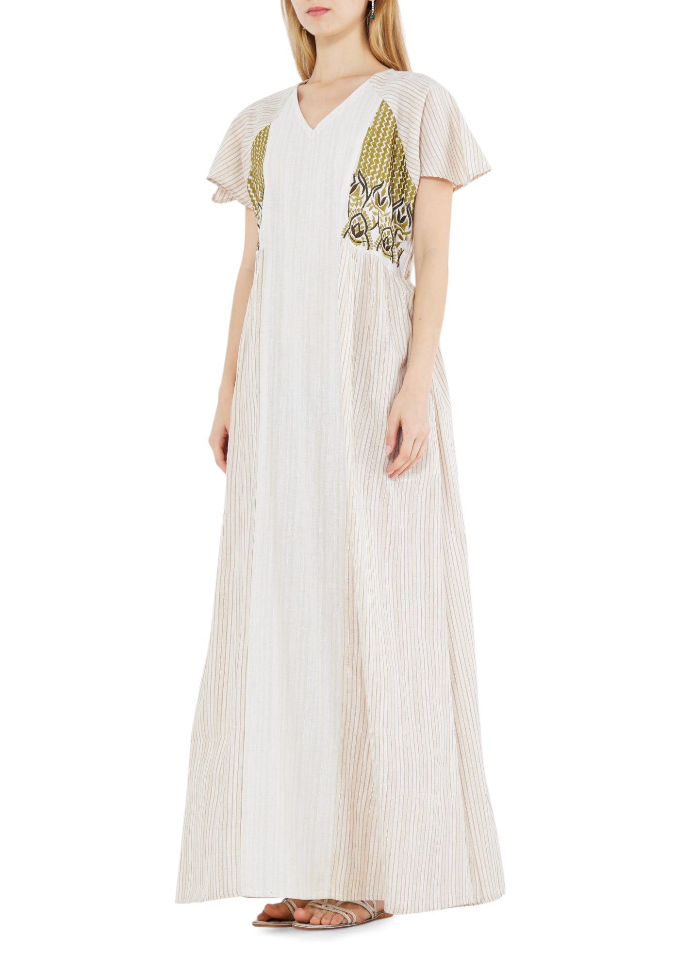 Stunning Symmetrical Long Dress With V-Neckline And Short Sleeves