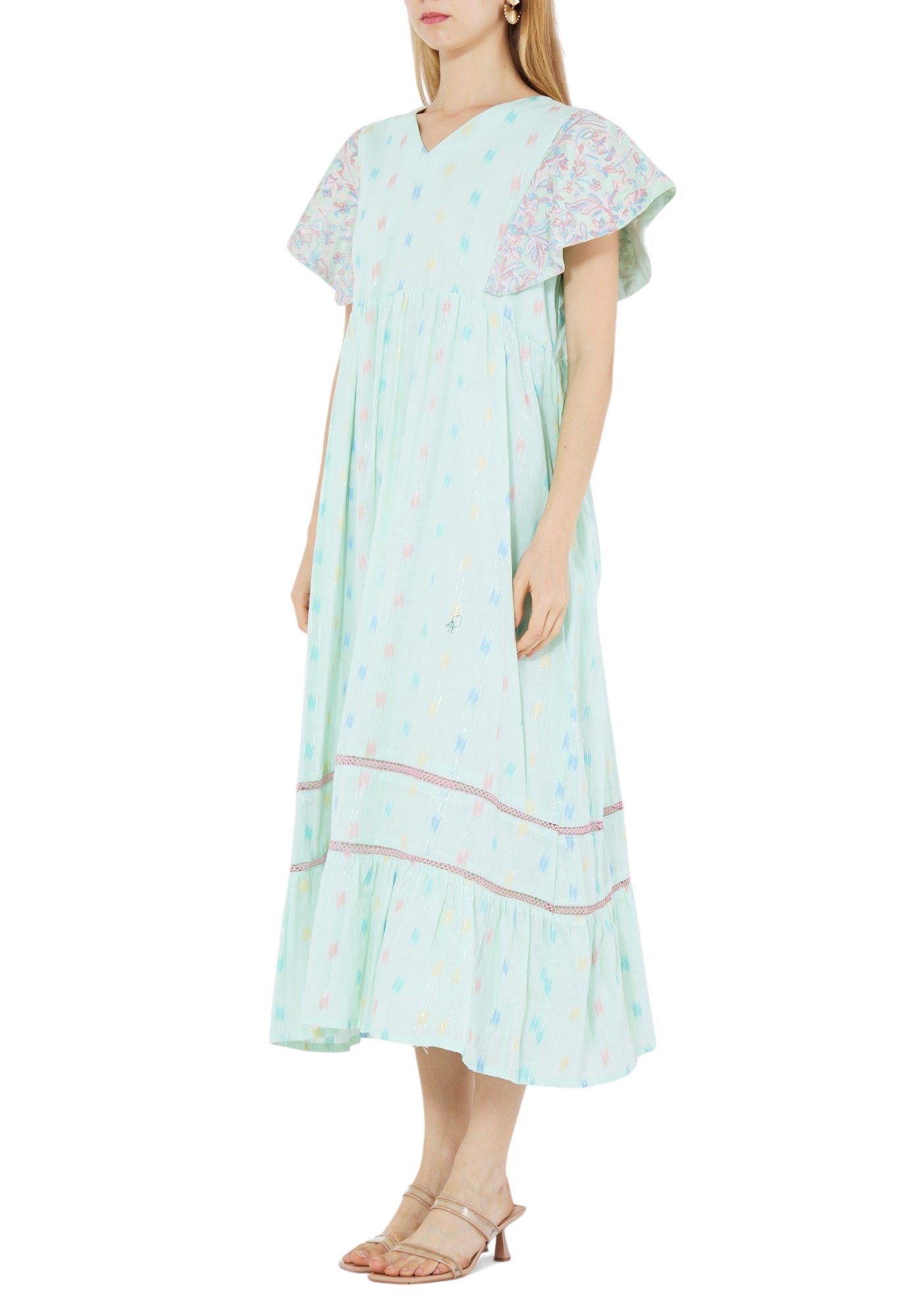 Beautiful Embroidered Midi Dress With V-Neckline With Ruffled Sleeves