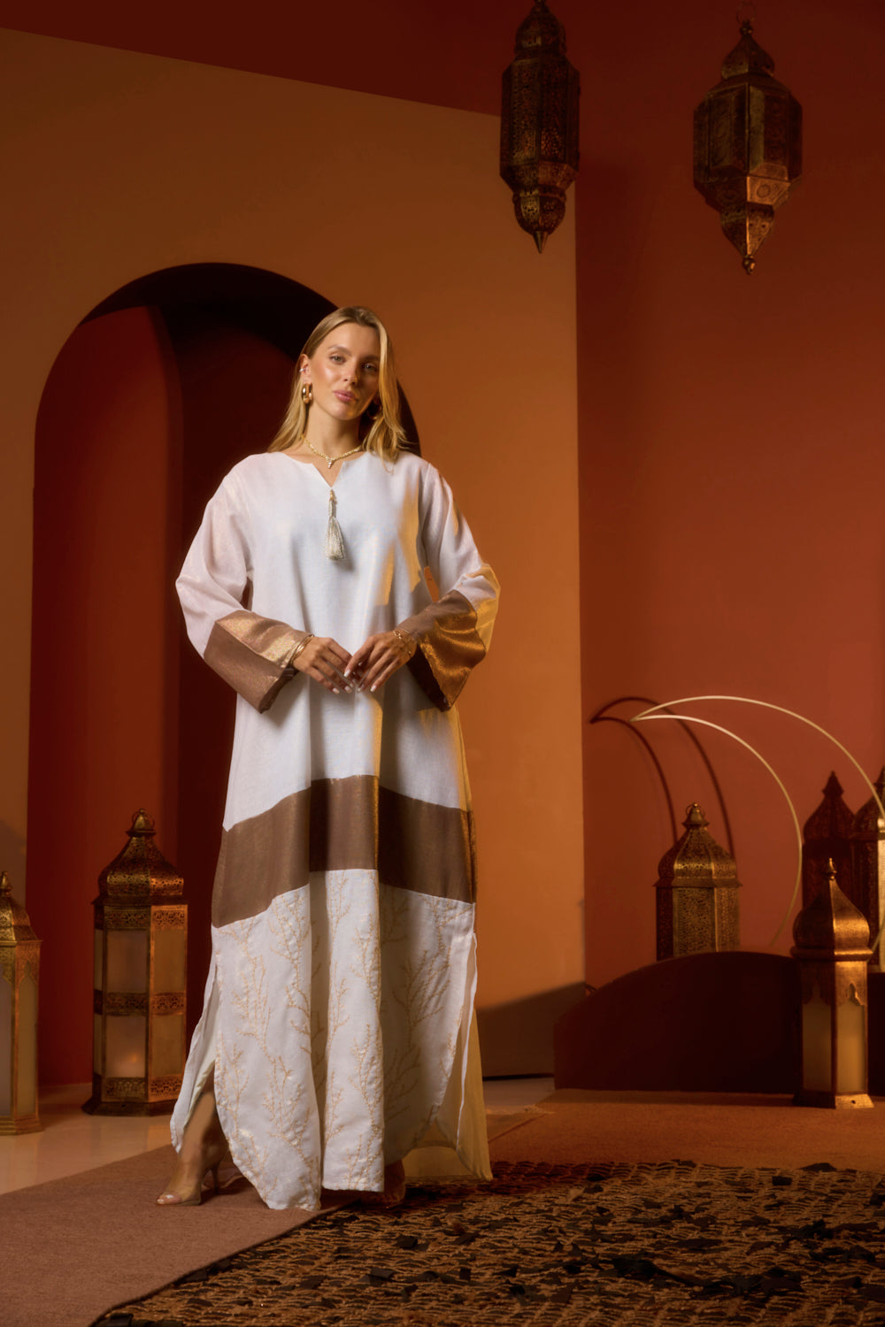 Metallic Panel Motif Jalabiya