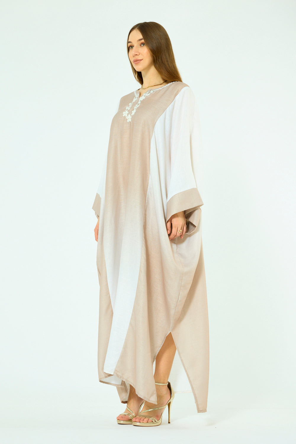 Contrast Panel Embroidered Kaftan