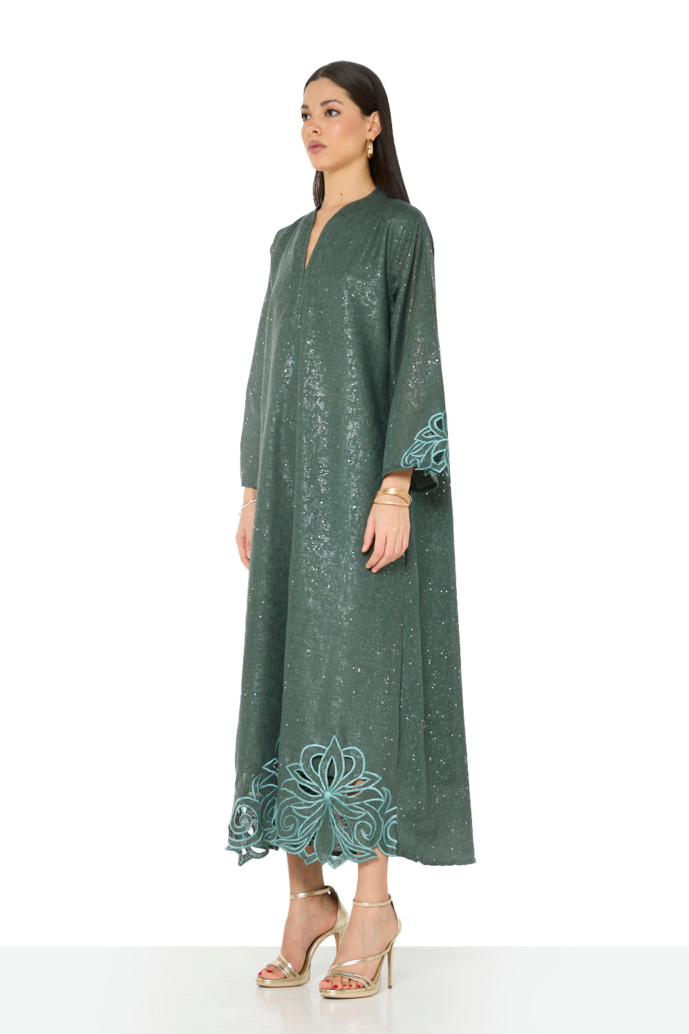 Scalloped Embroidered Hem Jalabiya