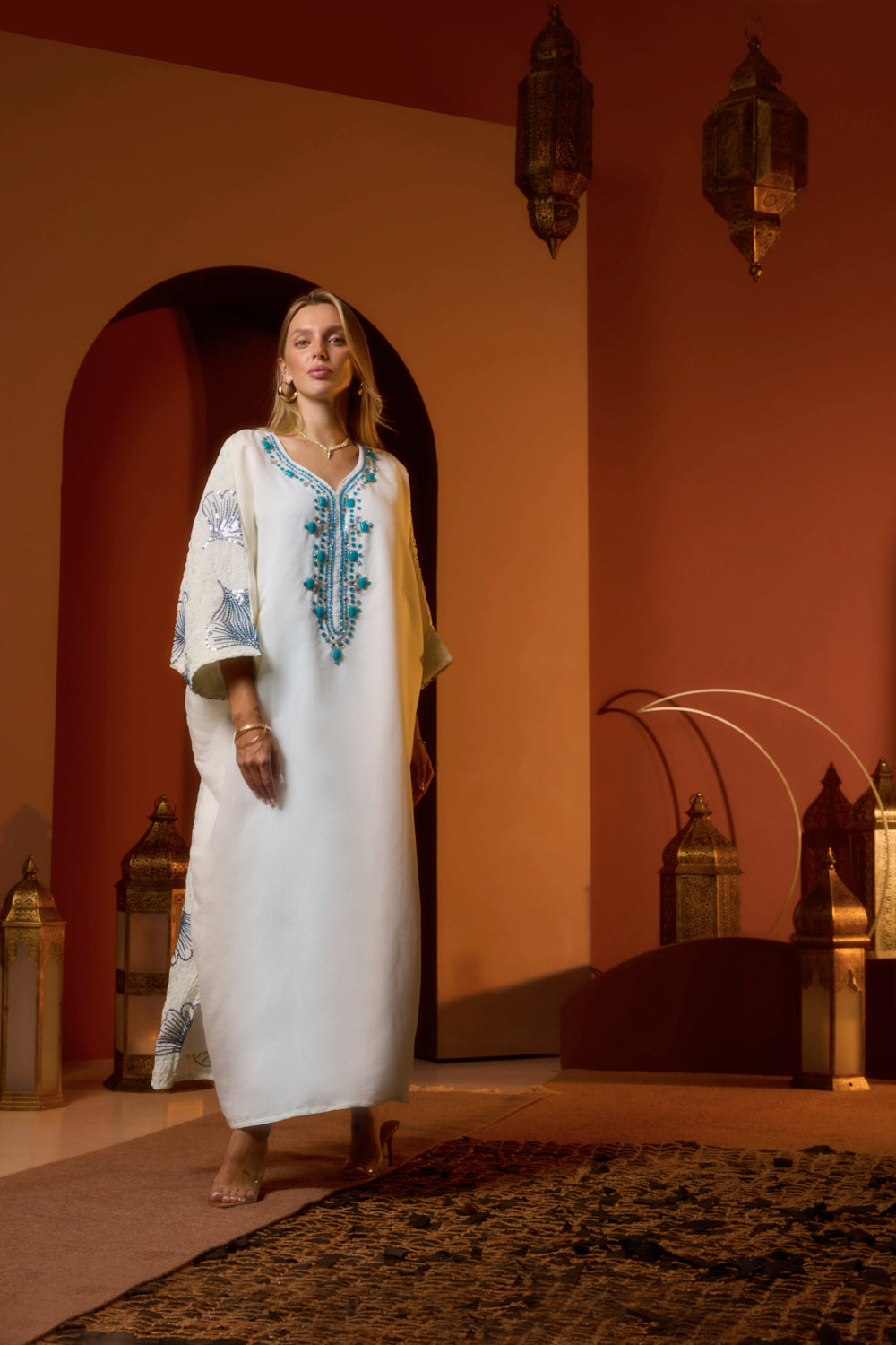 Refined Jalabiya with Intricate Embroidery