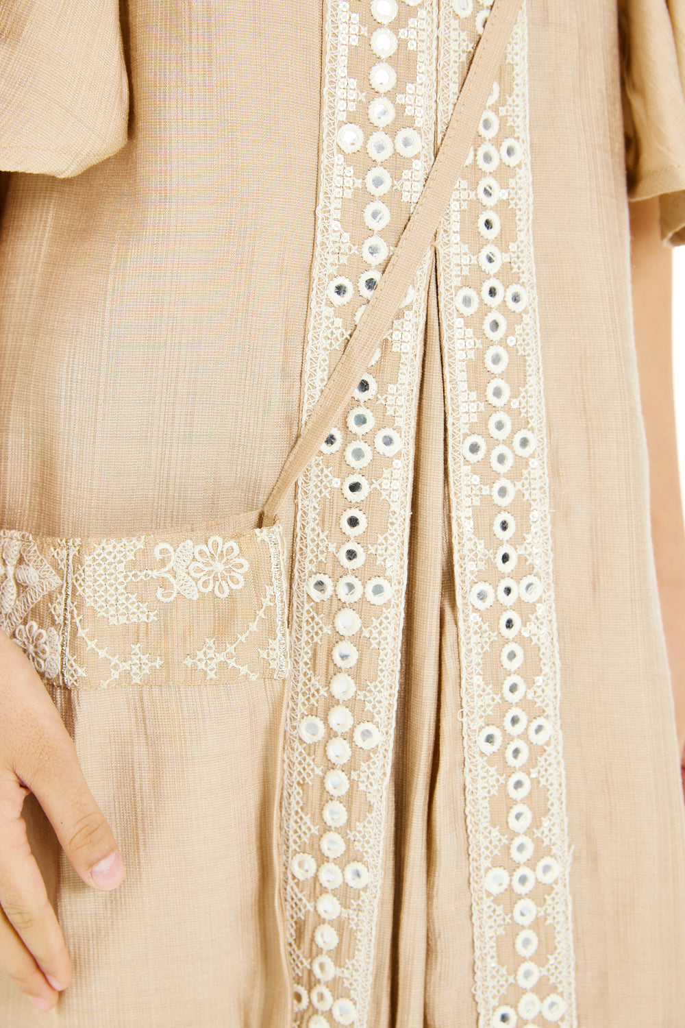 Lace Panel Flutter Sleeve Jalabiya with Crossbody Bag