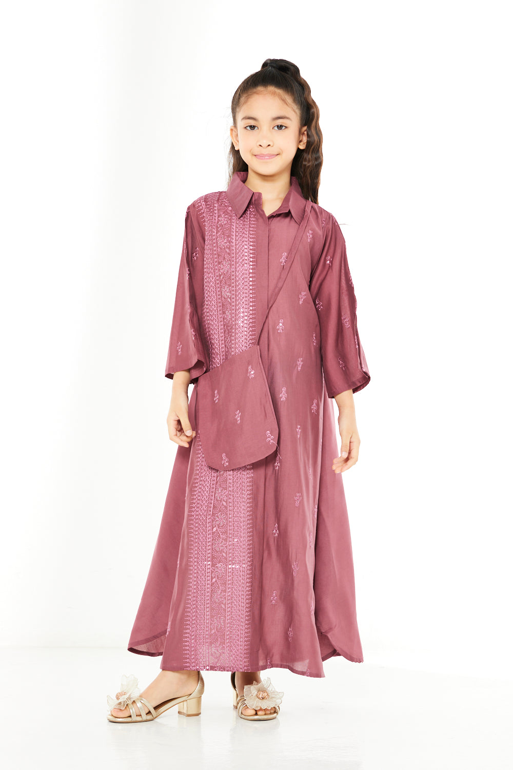 All-over Embroidered Panel Shirt Style Jalabiya with Crossbody Bag