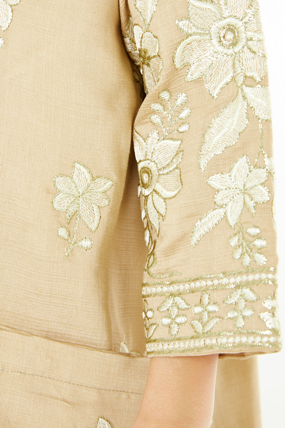 Embroidered Jalabiya with Crossbody Bag