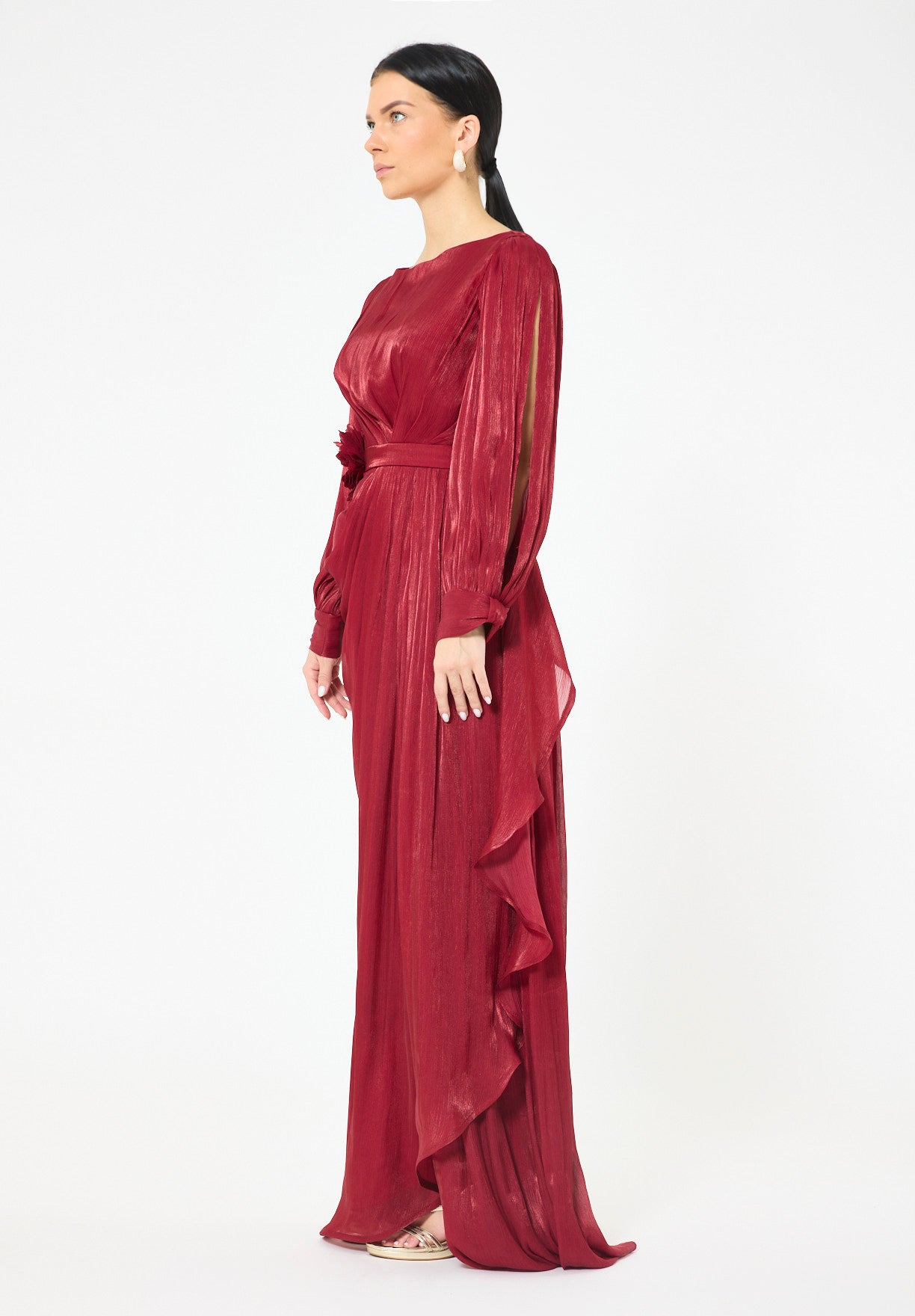 Glossy Fuild Drape Gown with Belted Waist and Floral Accent