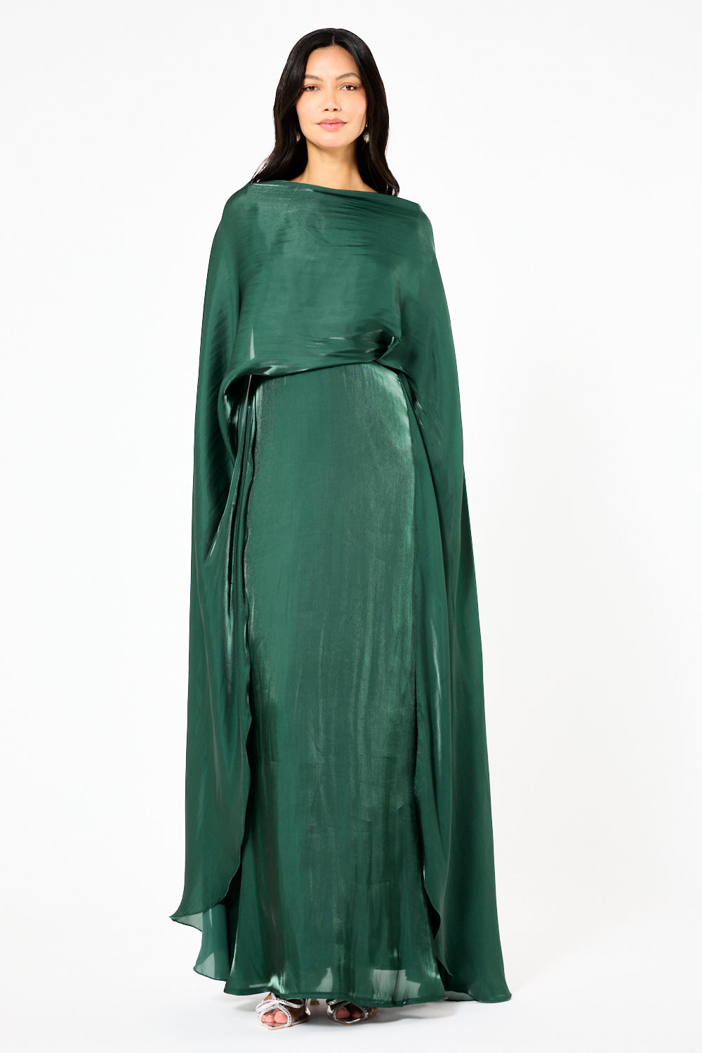 <tc>فستان ساتان كاب بانسدالات غير متماثلة</tc>