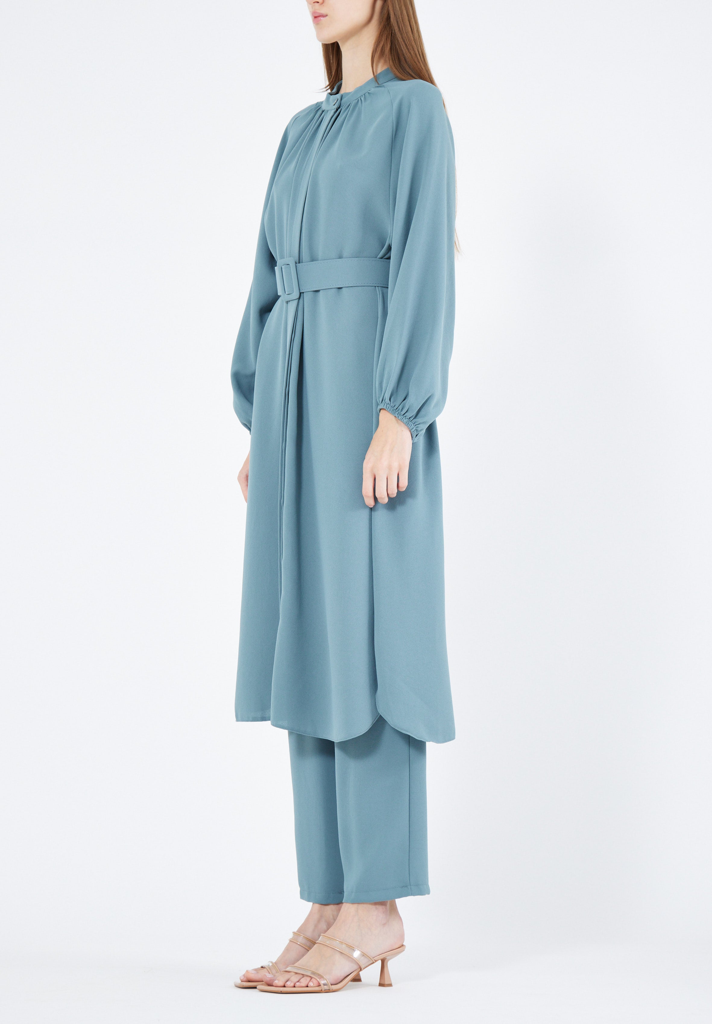 Simple And Elegant Midi Top And Ankle Length Pant With Long Sleeves